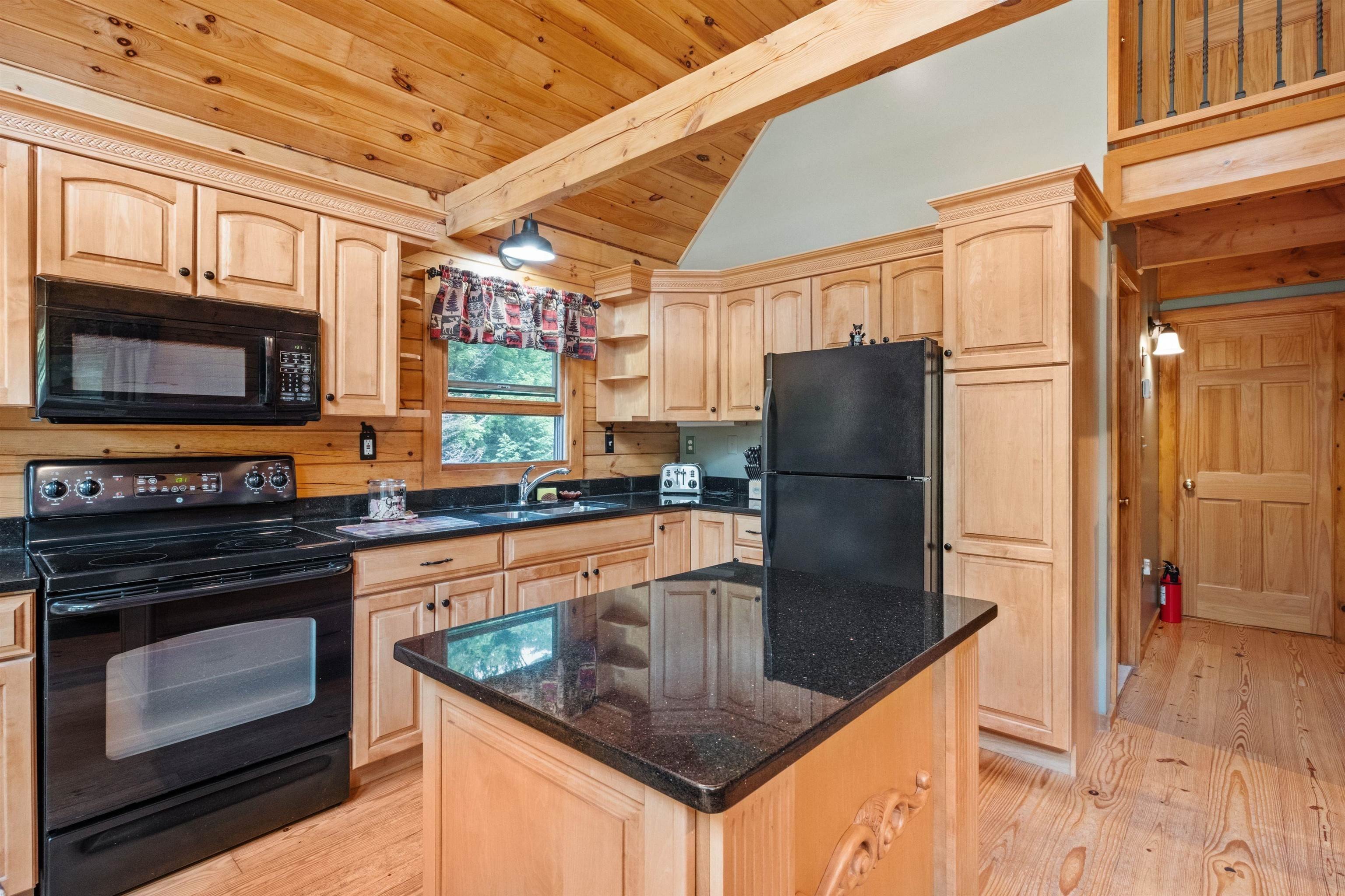 Thornton, New Hampshire, 03285, United States, 3 Bedrooms Bedrooms, ,1 BathroomBathrooms,Residential,For Sale,1974699