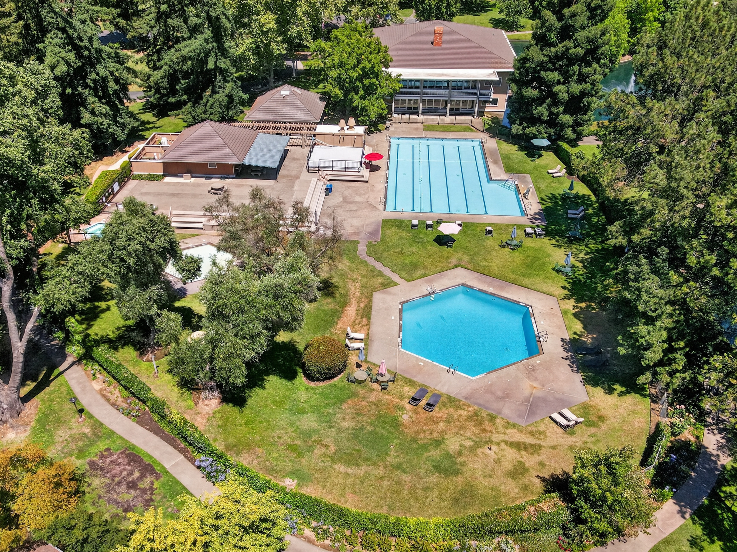  1427 Commons Drive, Sacramento, CA 95825 - 物件實景