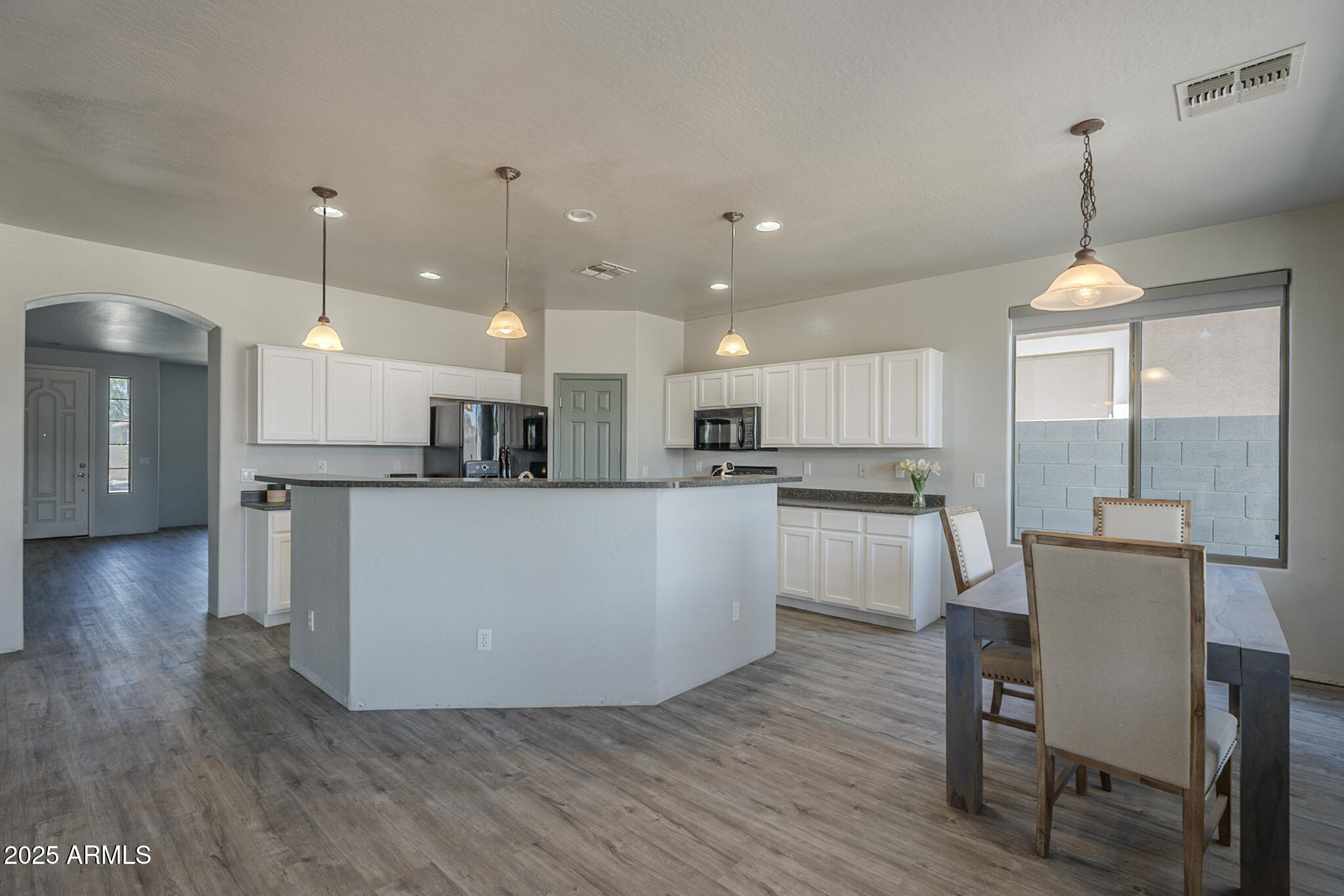 Gold Canyon, Arizona, 85118, United States, 4 Bedrooms Bedrooms, ,3 BathroomsBathrooms,Residential,For Sale,1999106