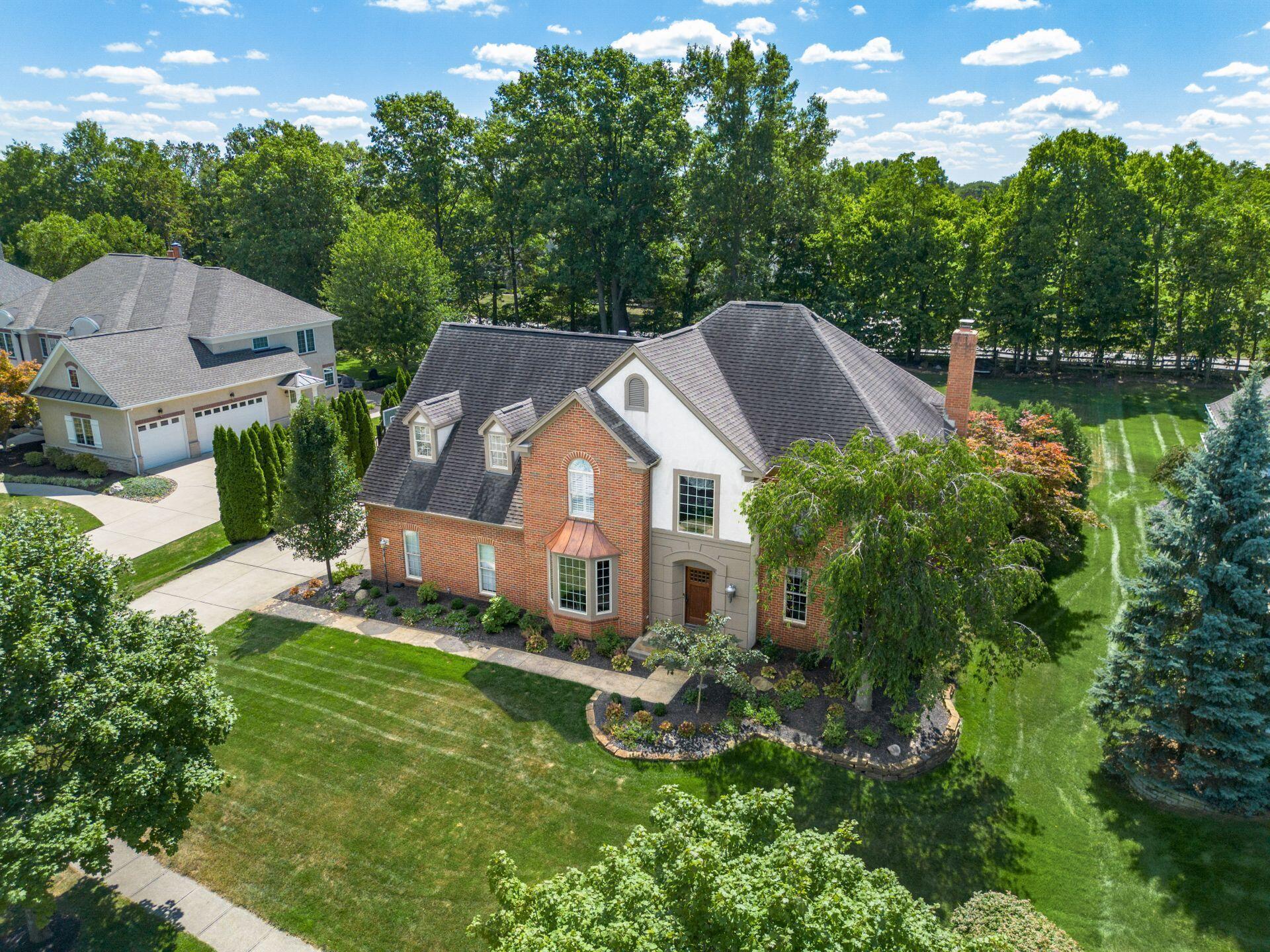 Dublin, Ohio, 43017, United States, 4 Bedrooms Bedrooms, ,5 BathroomsBathrooms,Residential,For Sale,1932782