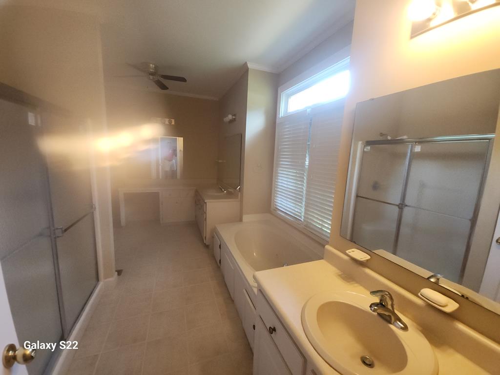 Cordele, Georgia, 31015, United States, 3 Bedrooms Bedrooms, ,3 BathroomsBathrooms,Residential,For Sale,1931643