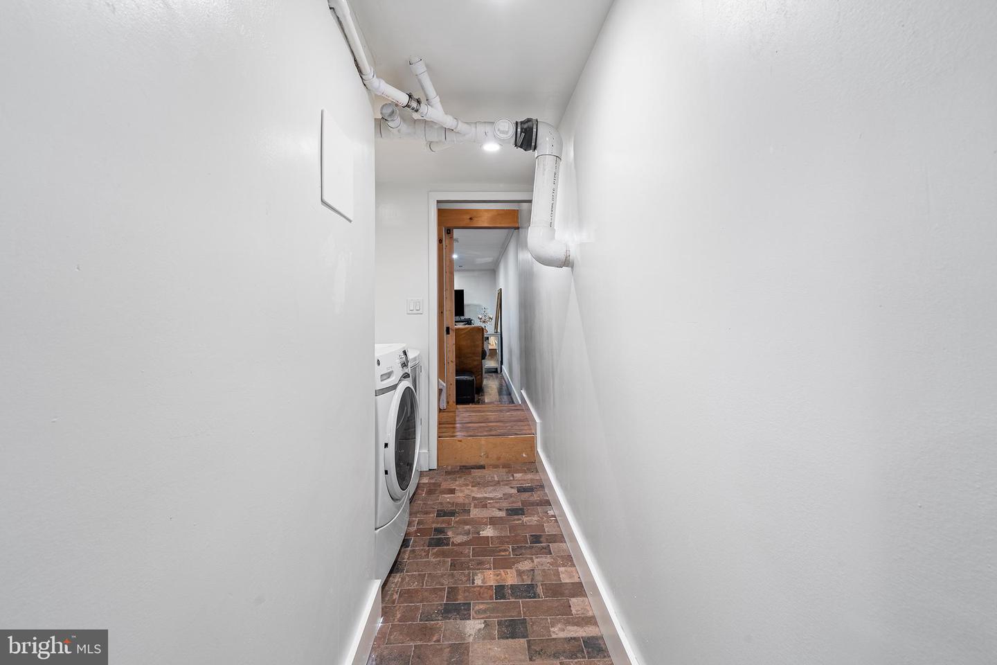 New Hope, Pennsylvania, 18938, United States, 4 Bedrooms Bedrooms, ,3 BathroomsBathrooms,Residential,For Sale,1906694