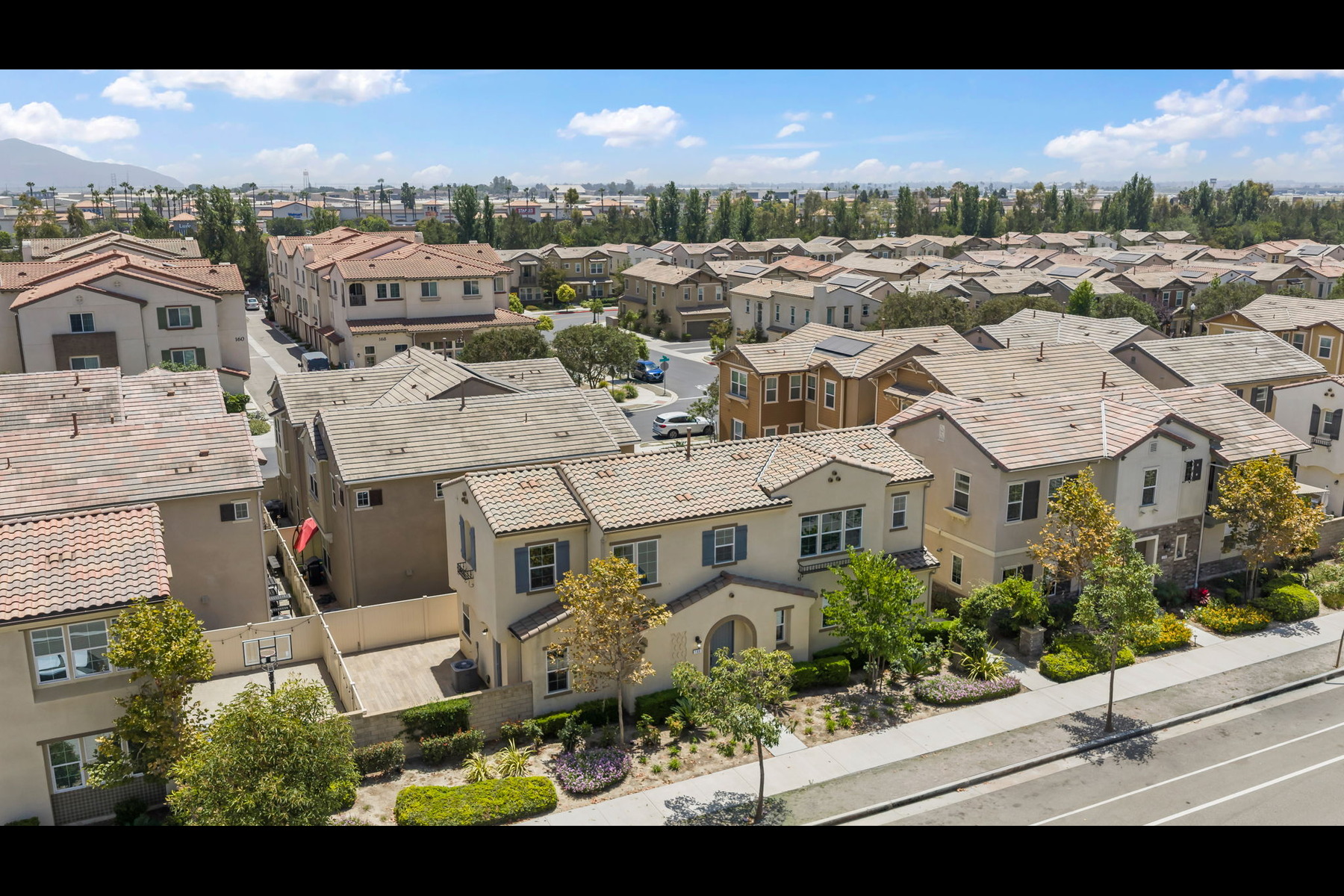  168 Townsite Promenade, Camarillo - 物件實景