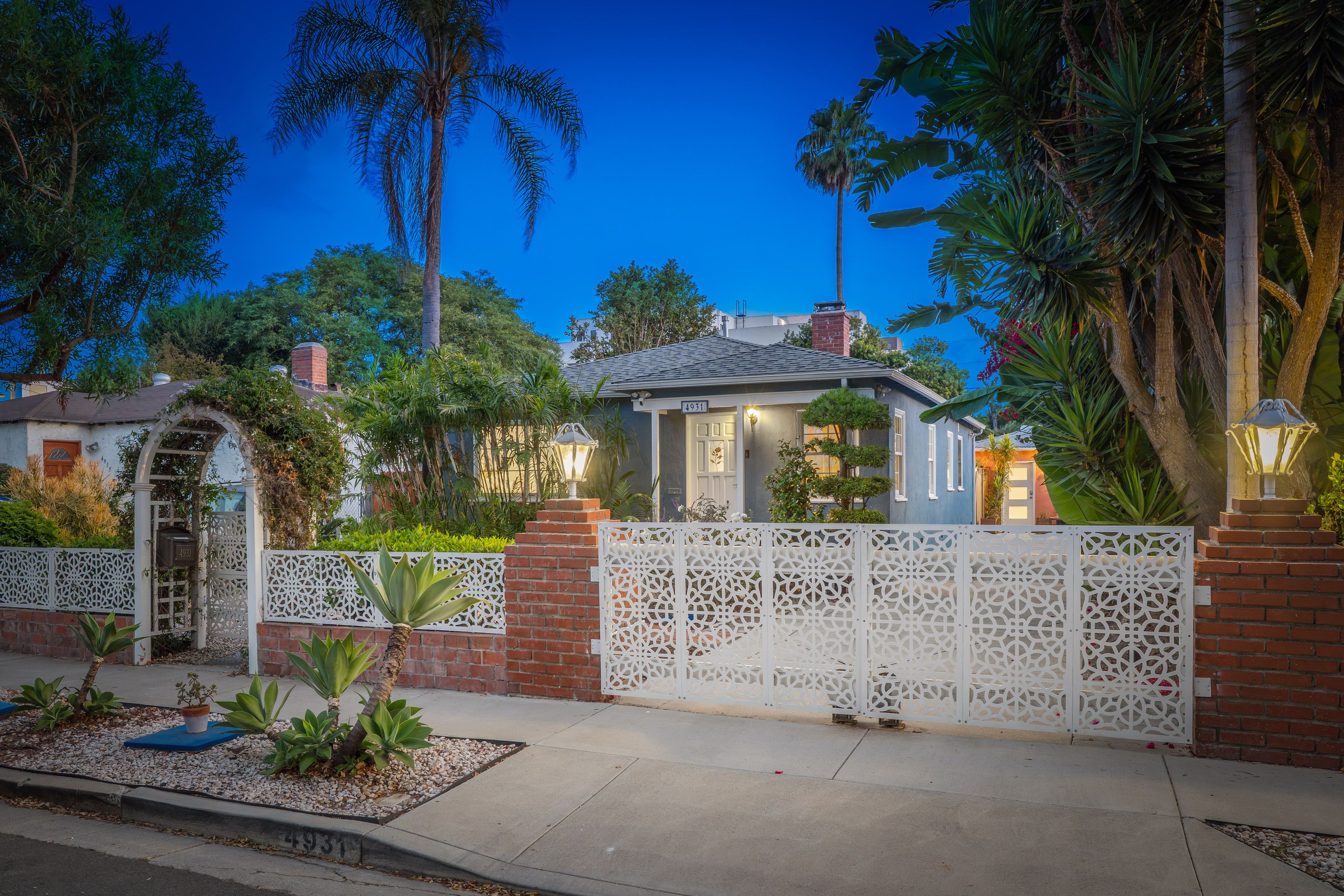  4931 Coolidge Avenue - 物件實景