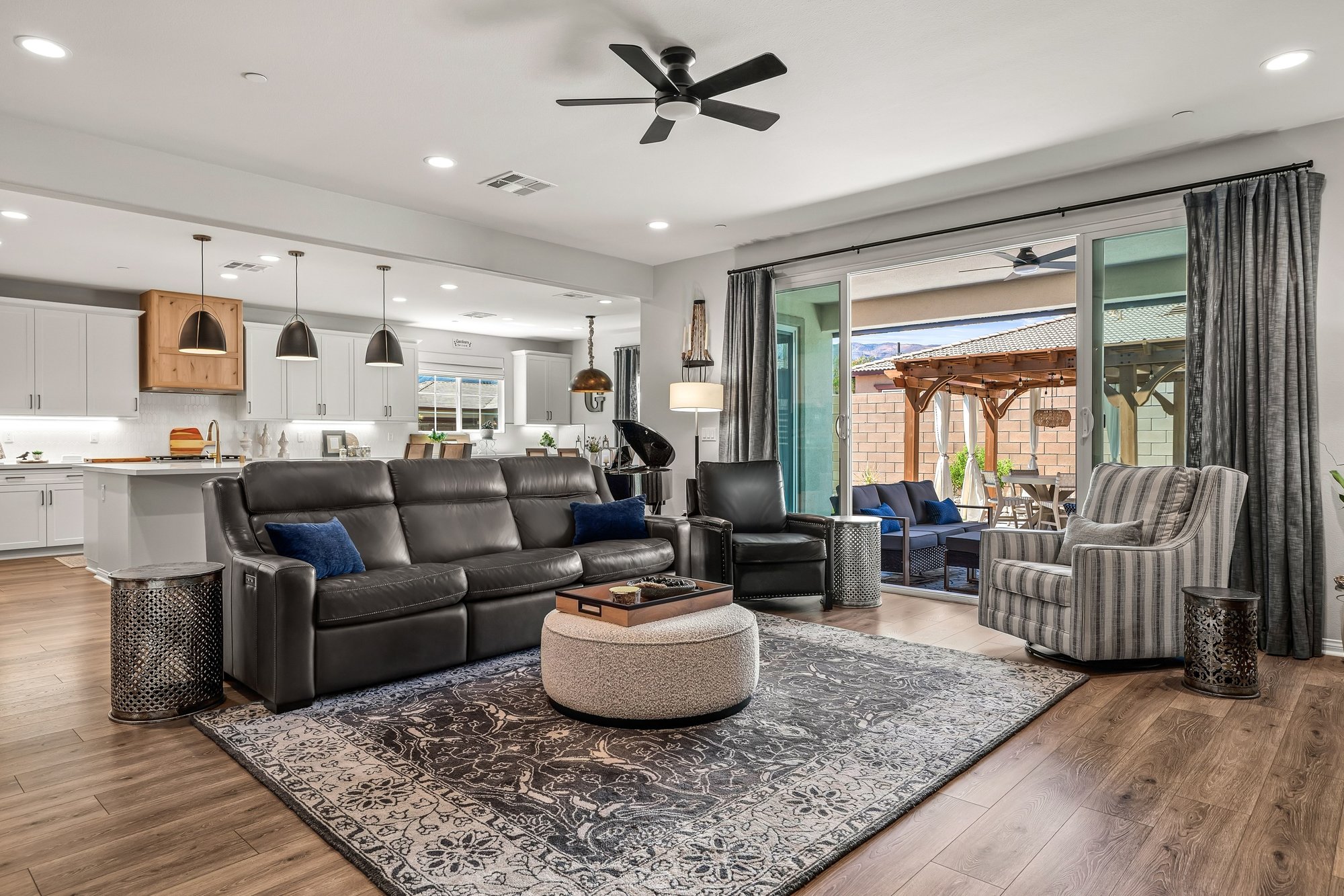  RARE LA QUINTA RETREAT DESIGNED FOR LUXURIOUS MULTIGENERATIONAL LIVING - 物件實景
