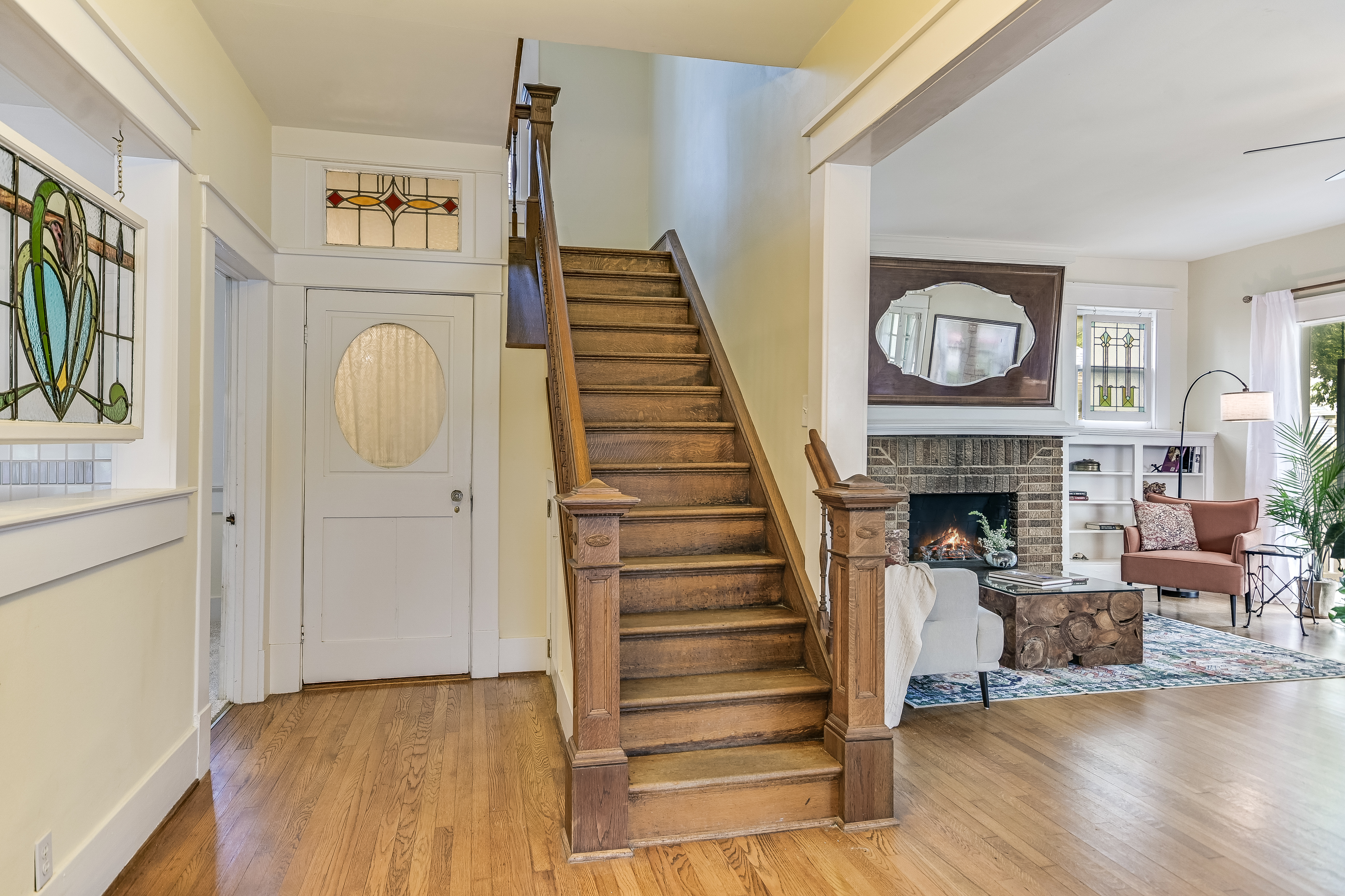  1922 Colonial Revival in Historic Hyde Park Neighborhood - 物件實景