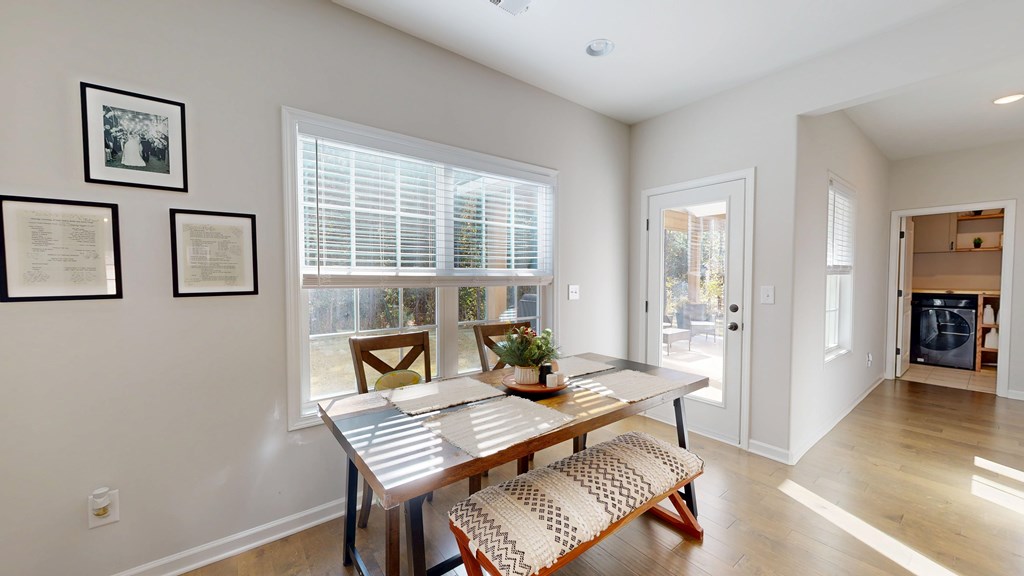 Cataula, Georgia, 31804, United States, 5 Bedrooms Bedrooms, ,5 BathroomsBathrooms,Residential,For Sale,1996944