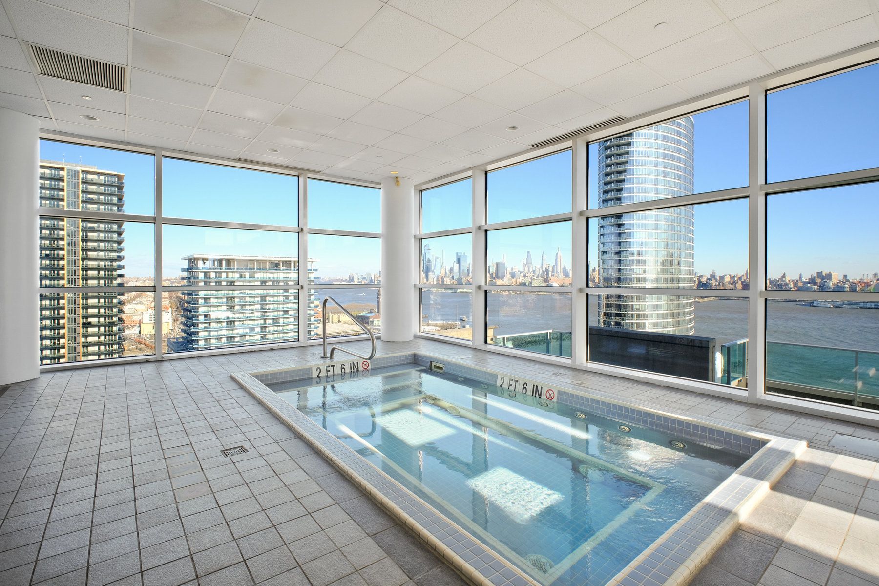  1 Shore Lane  #911, Jersey City, NJ 07302 - 物件實景