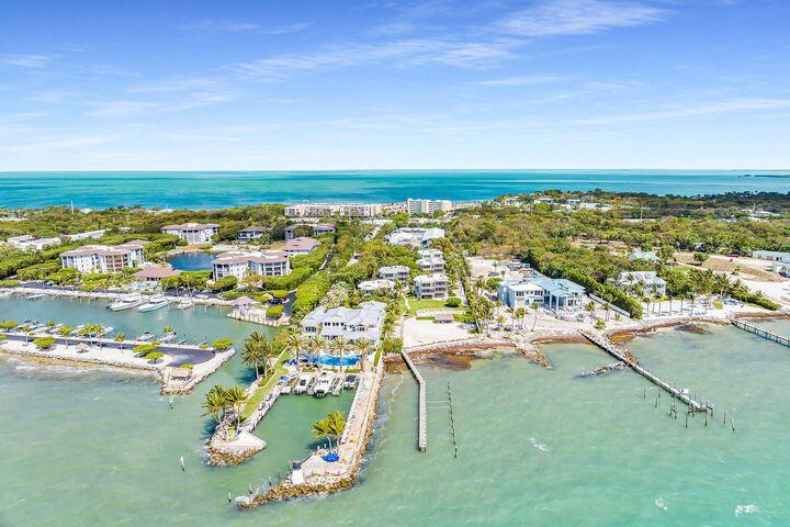 Islamorada, Florida, 33036, United States, 2 Bedrooms Bedrooms, ,3 BathroomsBathrooms,Residential,For Sale,1990240