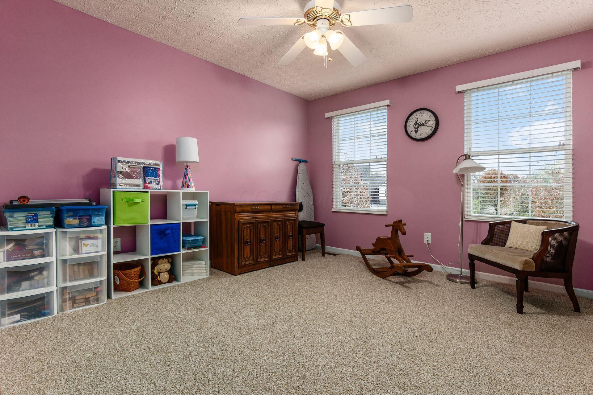 Dublin, Ohio, 43016, United States, 4 Bedrooms Bedrooms, ,4 BathroomsBathrooms,Residential,For Sale,1996840