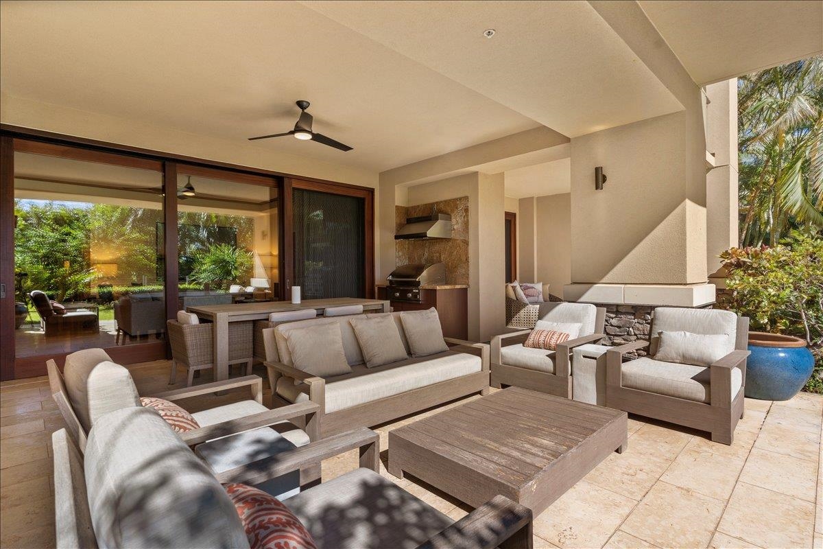 Lahaina, Hawaii, 96761, United States, 3 Bedrooms Bedrooms, ,4 BathroomsBathrooms,Residential,For Sale,1927405