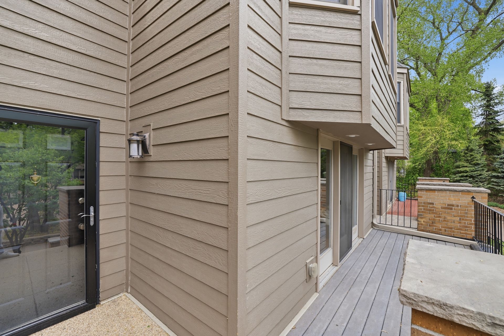  Renovated Townhome with Panoramic Views of Cedar Lake - 物件實景