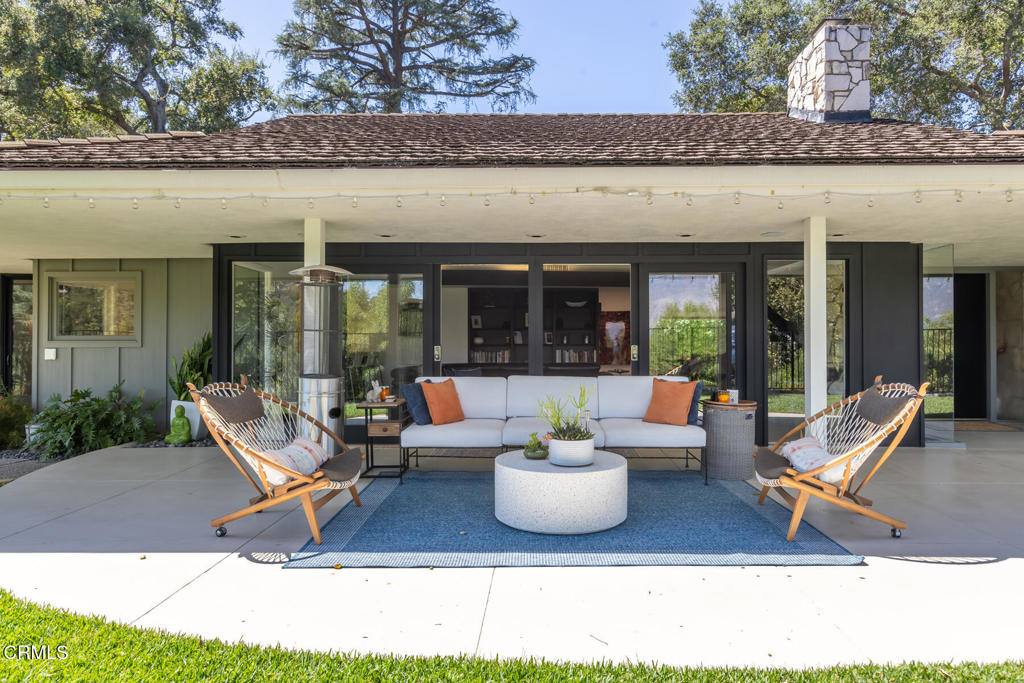 La Canada Flintridge, California, 91011, United States, 3 Bedrooms Bedrooms, ,3 BathroomsBathrooms,Residential,For Sale,1941612