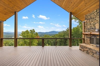 Blairsville, Georgia, 30512, United States, 4 Bedrooms Bedrooms, ,6 BathroomsBathrooms,Residential,For Sale,1940462