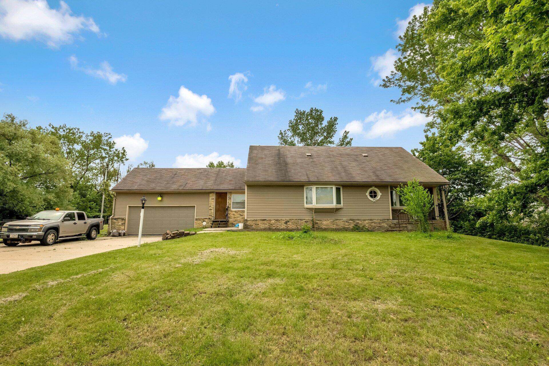 Milwaukee, Wisconsin, 53224, United States, 5 Bedrooms Bedrooms, ,4 BathroomsBathrooms,Residential,For Sale,1857409