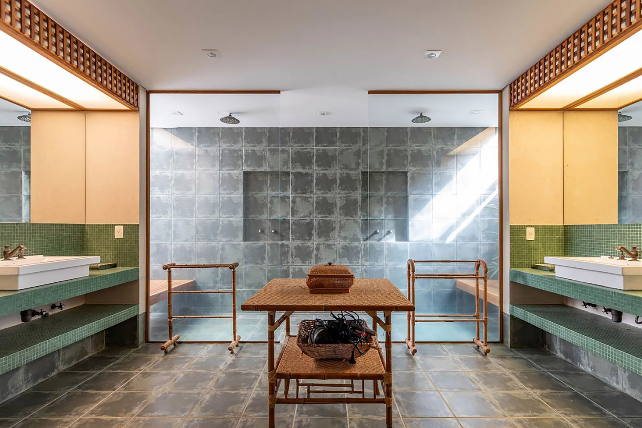  Waterfront estate with private suites and exceptional leisure infrastructure - 物件實景
