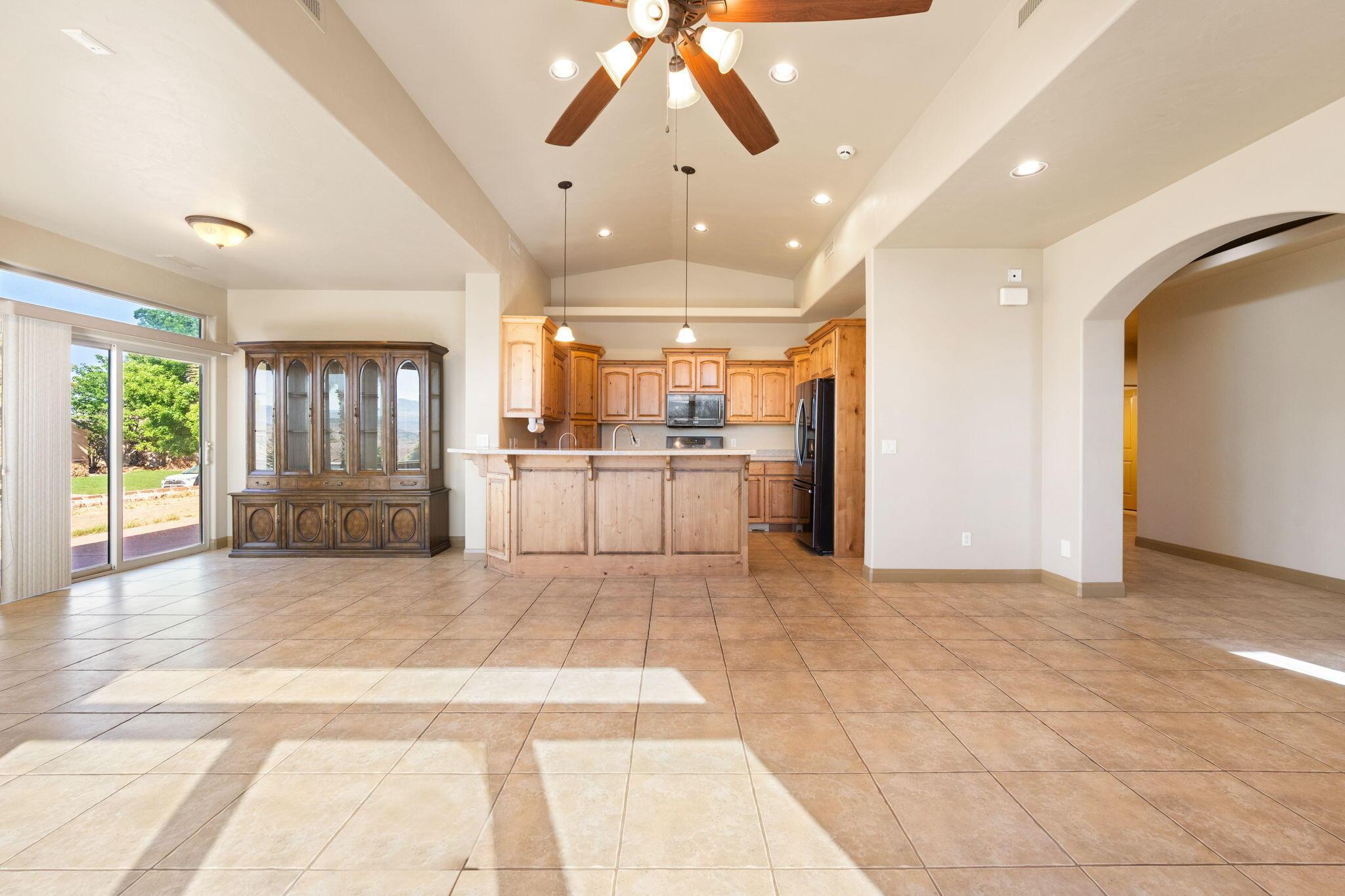St George, Utah, 84790, United States, 3 Bedrooms Bedrooms, ,2 BathroomsBathrooms,Residential,For Sale,1878970