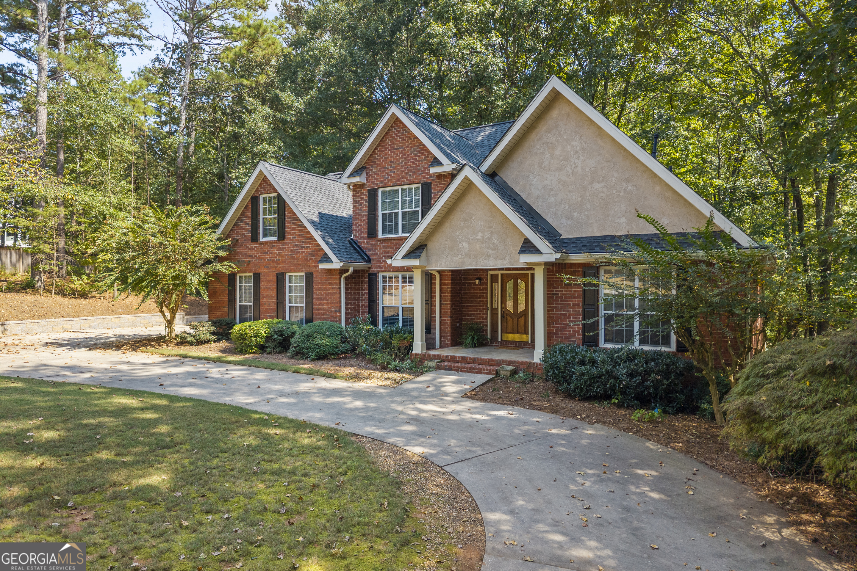 Sharpsburg, Georgia, 30277, United States, 3 Bedrooms Bedrooms, ,3 BathroomsBathrooms,Residential,For Sale,1955891