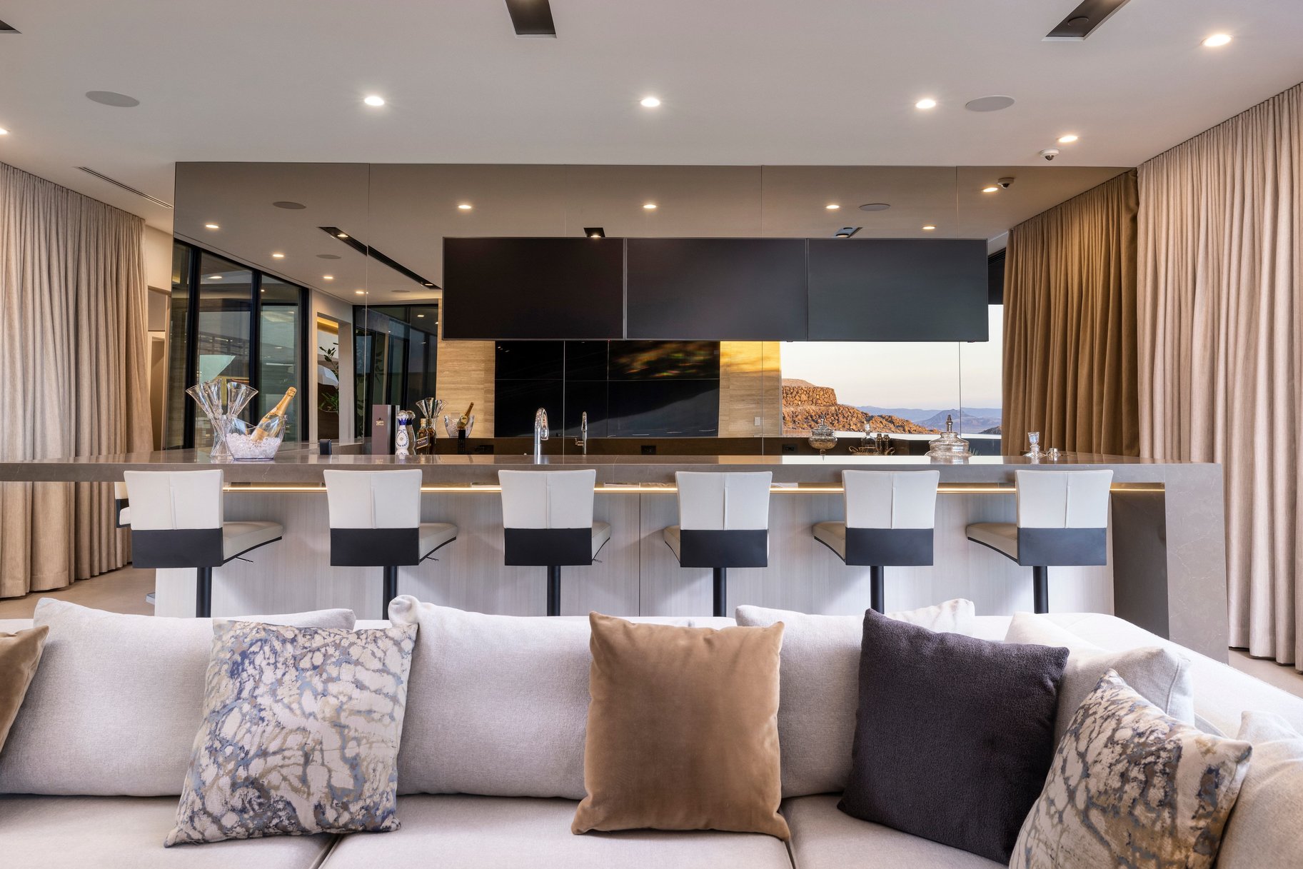  Exceptional Single Level Blue Heron Custom Home - 物件實景