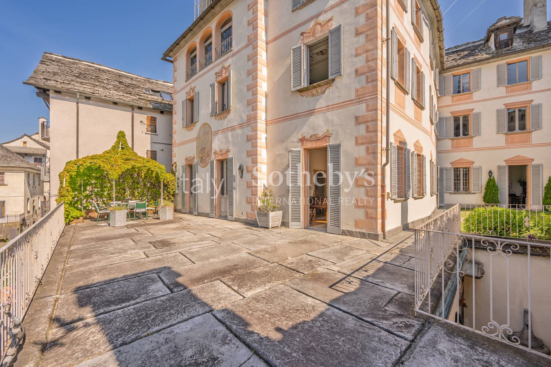  Elegant historic residence just a few kilometres from Switzerland - 物件實景