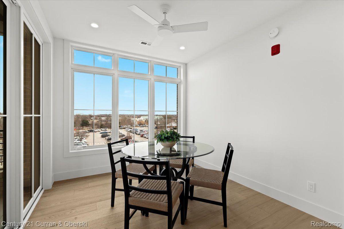 Northville, Michigan, 48167, United States, 1 Bedroom Bedrooms, ,2 BathroomsBathrooms,Residential,For Sale,1841558