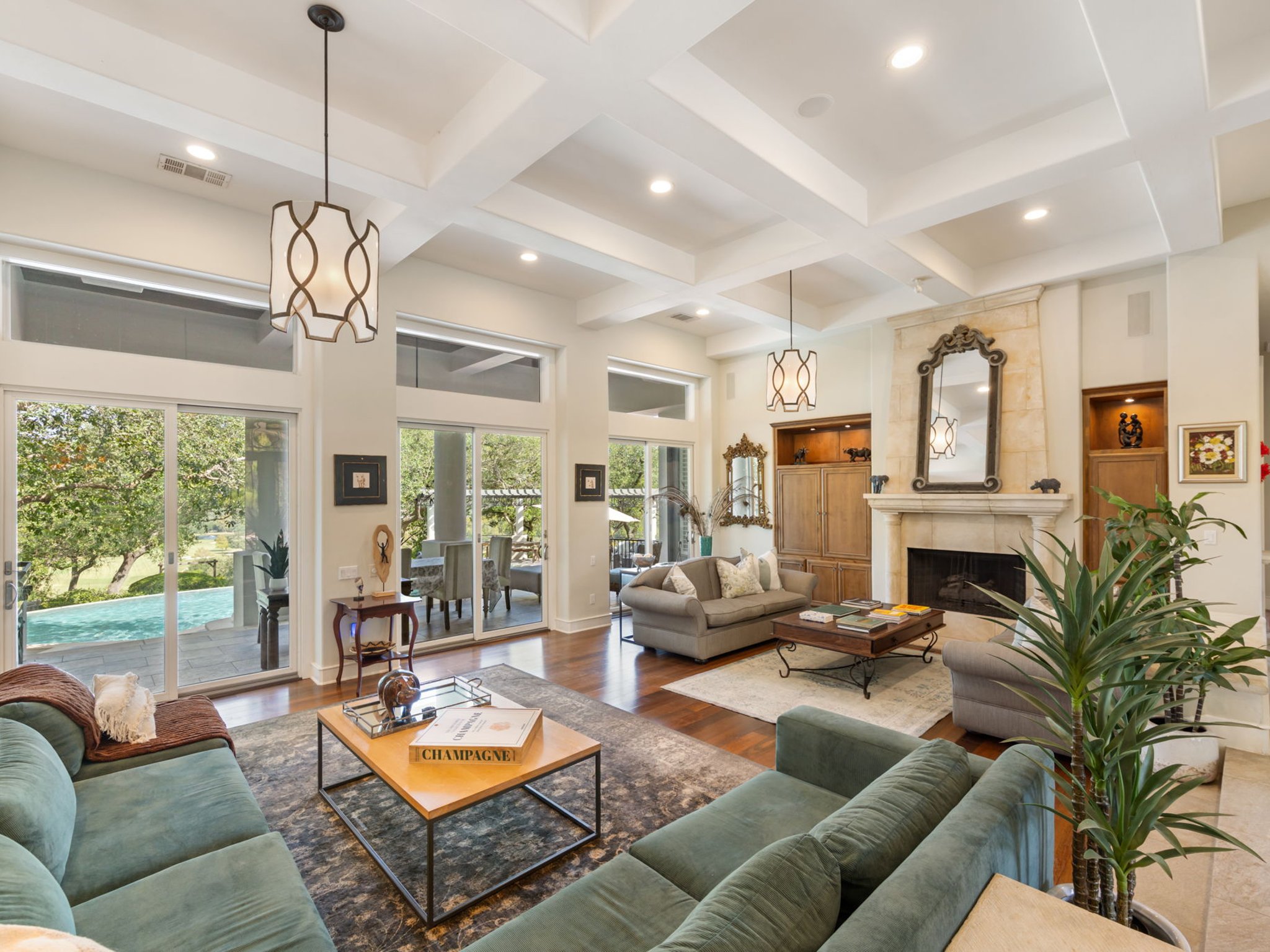  Private 2+ Acre Barton Creek Estate with Hill Country Views, Pool & Guest House - 物件實景