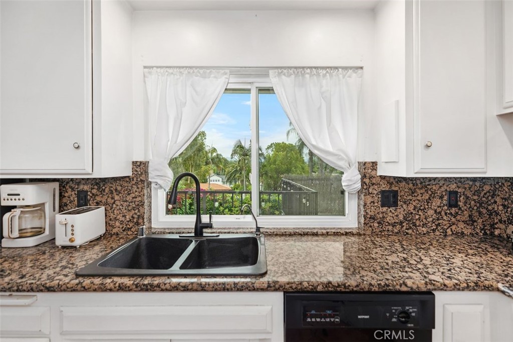 Yorba Linda, California, 92886, United States, 5 Bedrooms Bedrooms, ,3 BathroomsBathrooms,Residential,For Sale,1847322