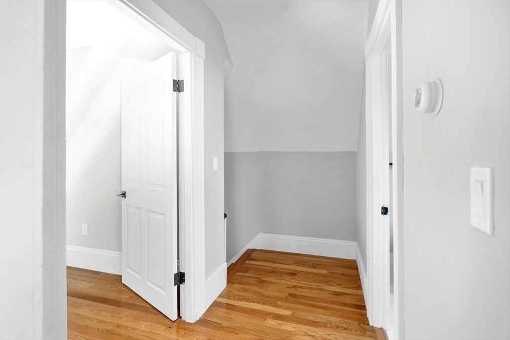 Abington, Massachusetts, 02351, United States, 4 Bedrooms Bedrooms, ,2 BathroomsBathrooms,Residential,For Sale,1758924