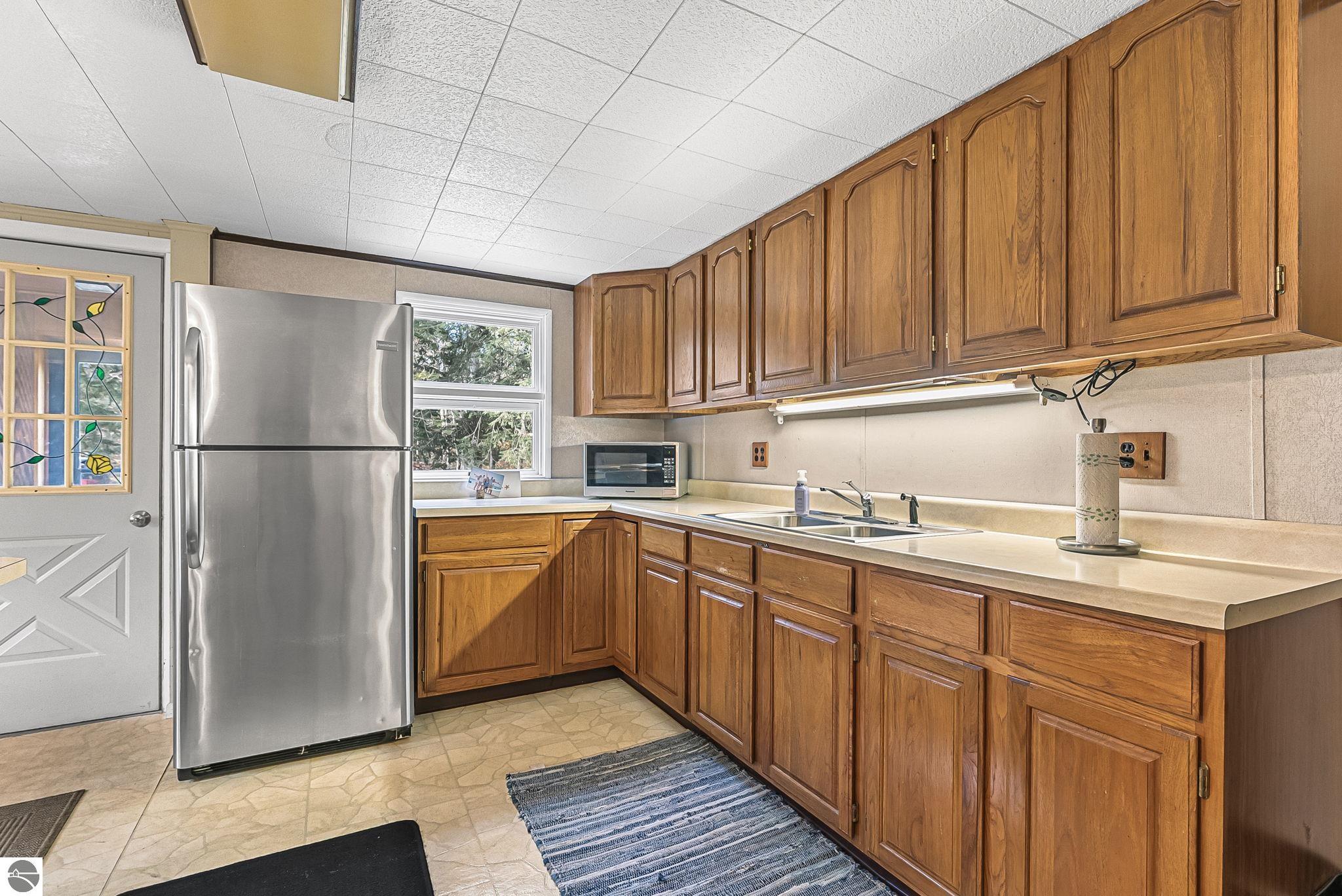 Traverse City, Michigan, 49685, United States, 9 Bedrooms Bedrooms, ,5 BathroomsBathrooms,Residential,For Sale,1995460