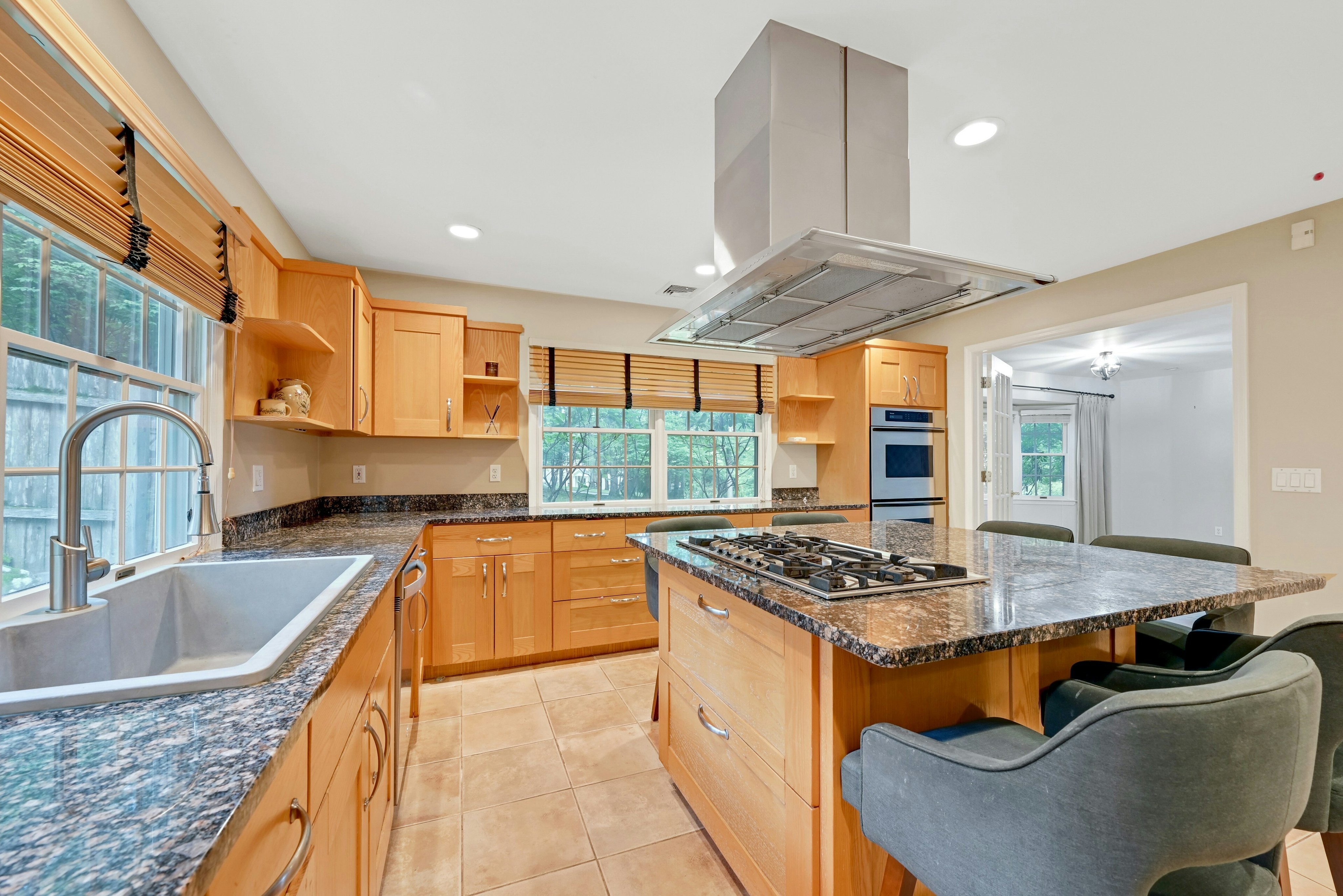 76 Briarwood Avenue, Norwood, NJ 07648 - 物件實景