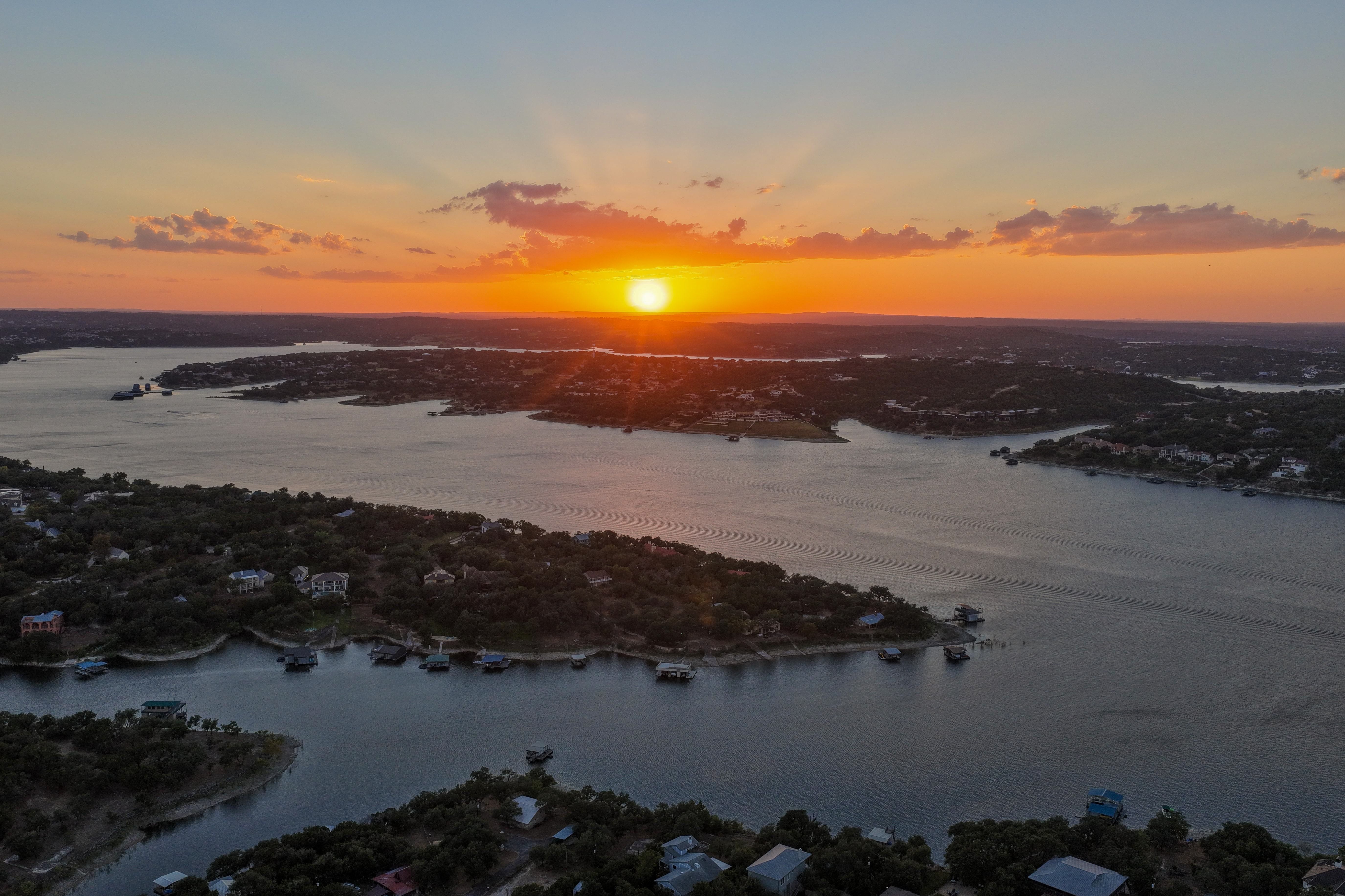  Private Deep-Water Retreat on Lake Travis, Permits in Hand - 物件實景