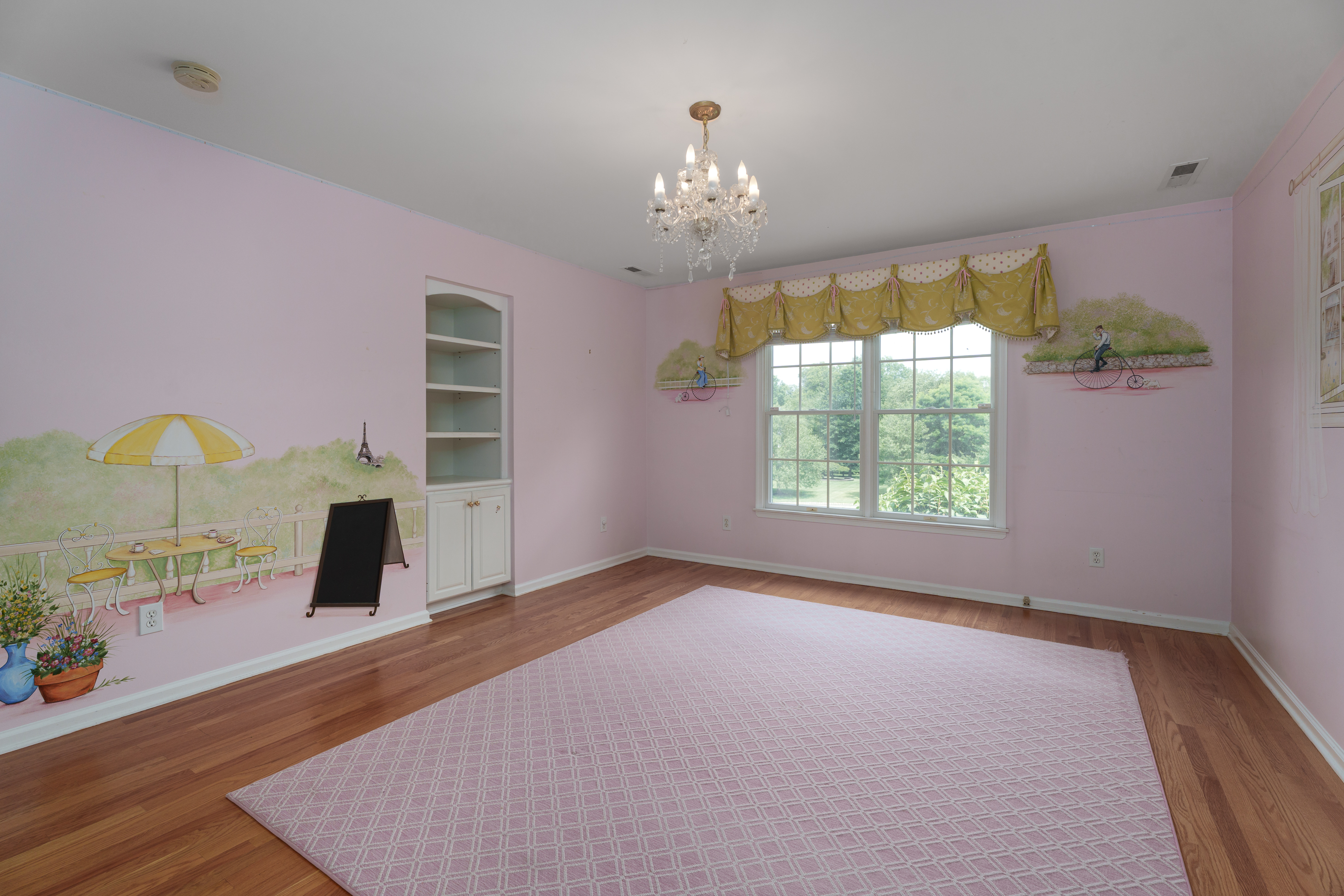  Generously Scaled Rooms Warmed by Timeless Detailing - 物件實景