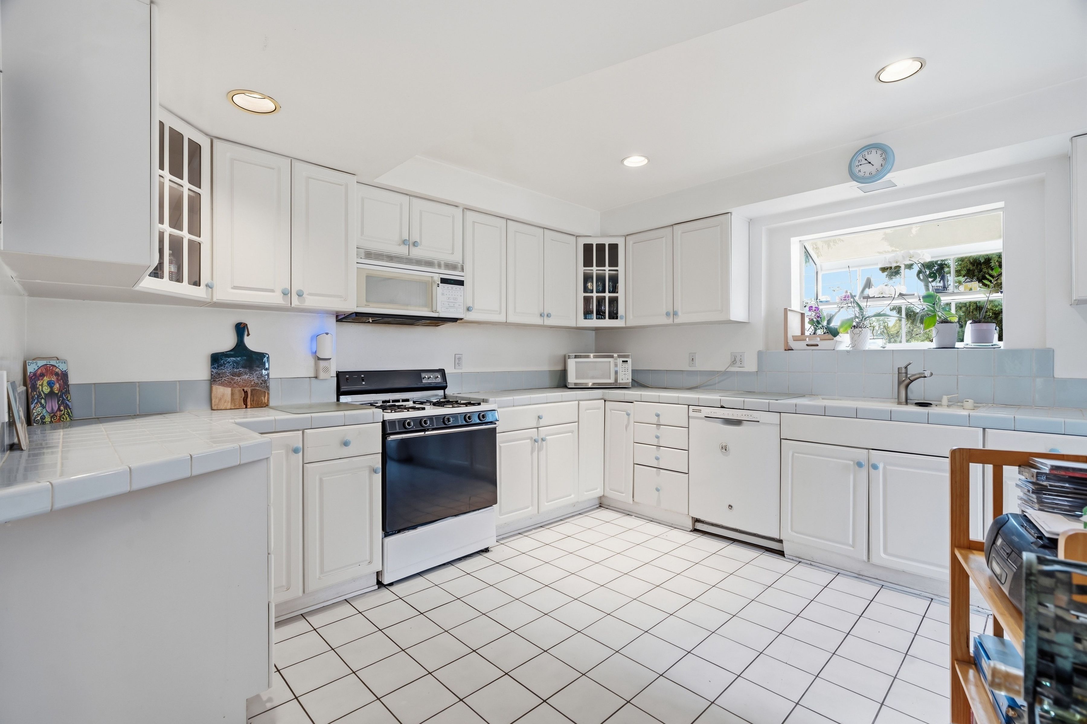  16809 Armstead Street - 物件實景