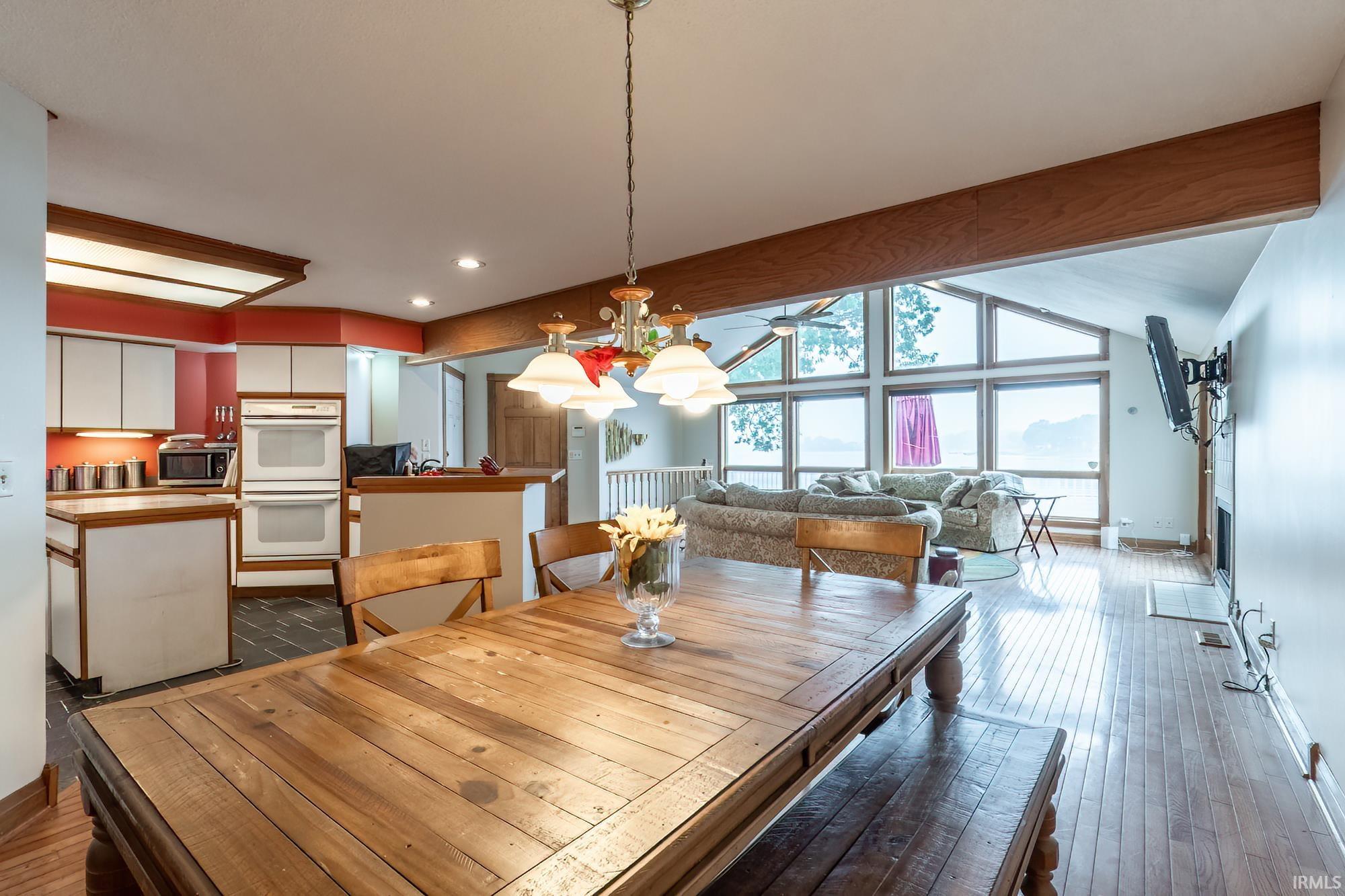 Fremont, Indiana, 46737, United States, 3 Bedrooms Bedrooms, ,3 BathroomsBathrooms,Residential,For Sale,1980112