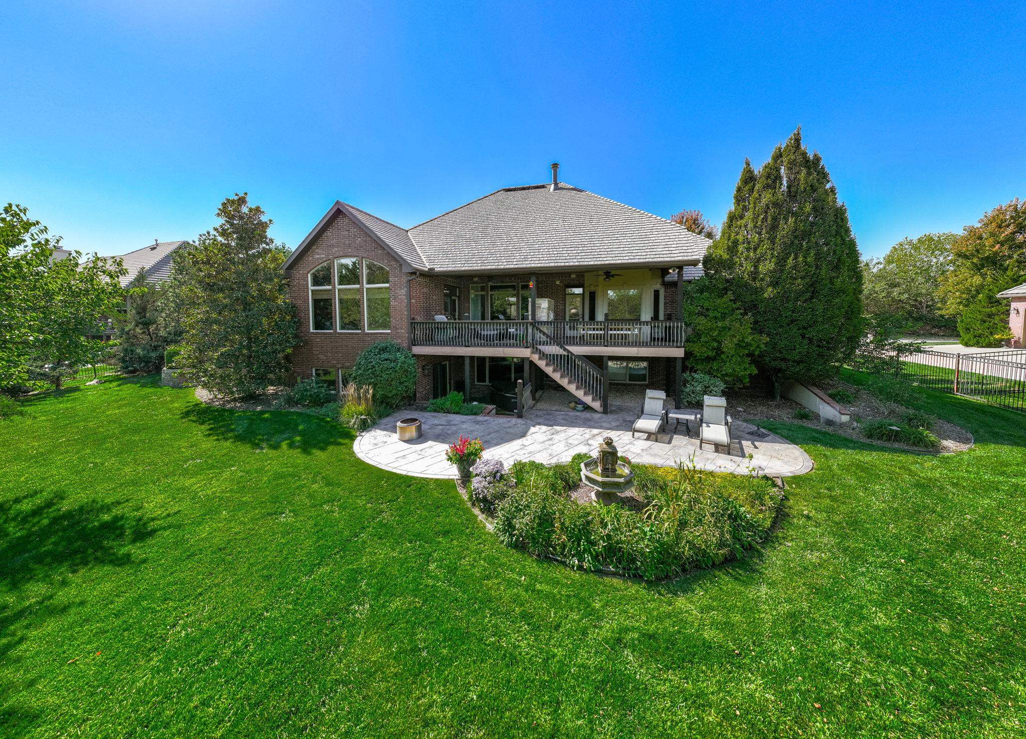 Wichita, Kansas, 67228, United States, 5 Bedrooms Bedrooms, ,5 BathroomsBathrooms,Residential,For Sale,1862397