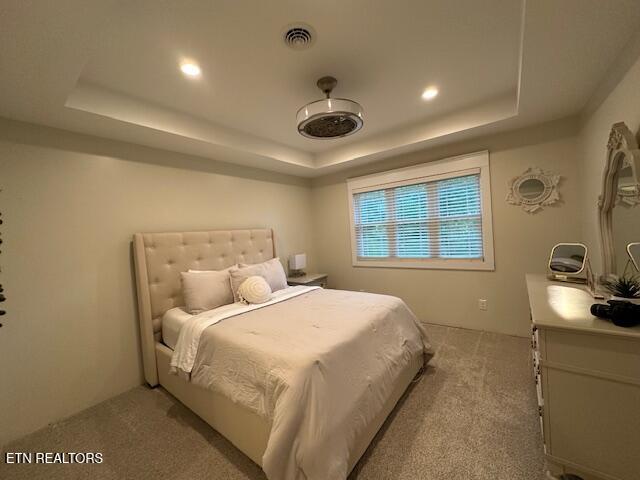 Middlesboro, Kentucky, 40965, United States, 5 Bedrooms Bedrooms, ,4 BathroomsBathrooms,Residential,For Sale,1915642
