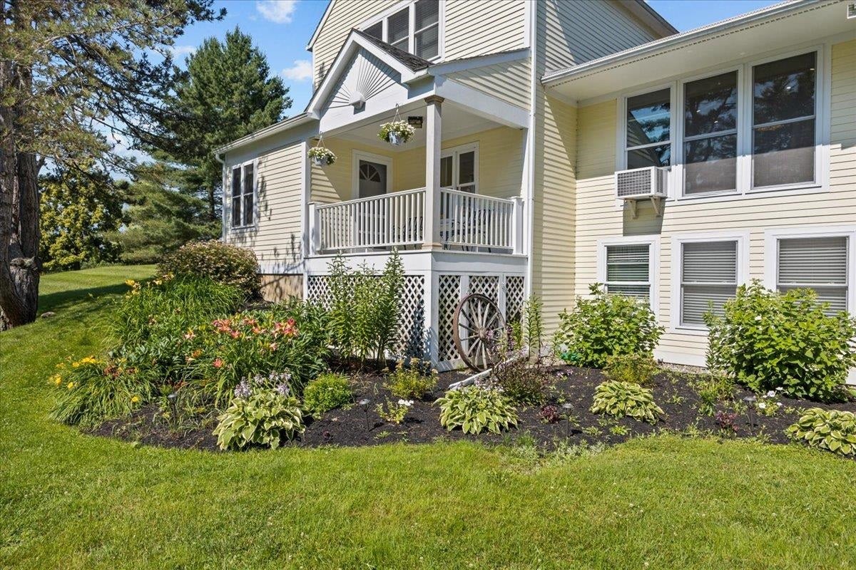 Stowe, Vermont, 05672, United States, 4 Bedrooms Bedrooms, ,3 BathroomsBathrooms,Residential,For Sale,1890997
