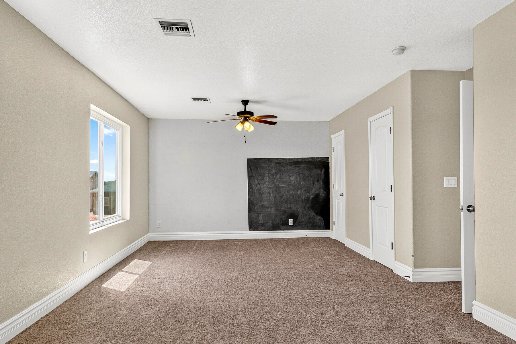  1914 Round House Drive¦Winslow, AZ - 物件實景