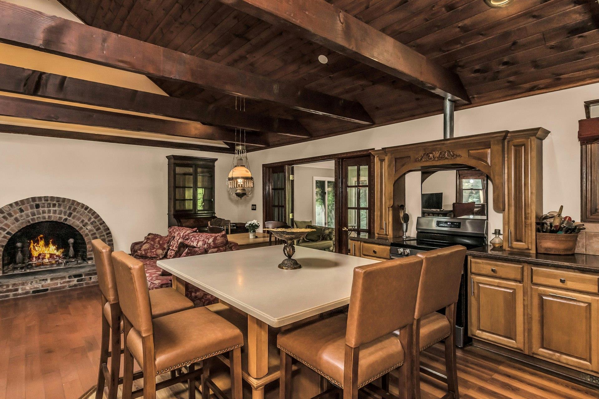 Northport, New York, 11768, United States, 3 Bedrooms Bedrooms, ,2 BathroomsBathrooms,Residential,For Sale,1892901