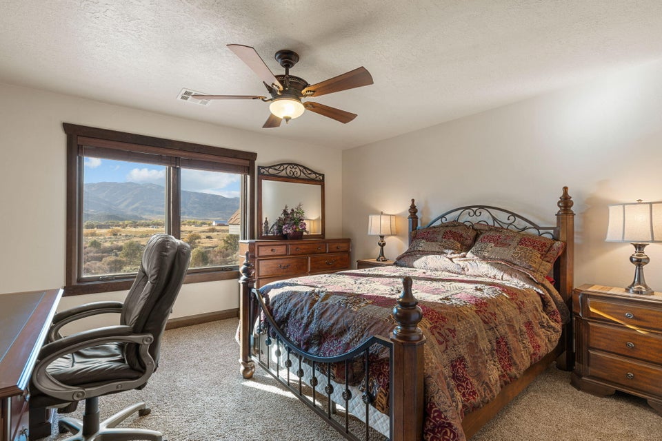 New Harmony, Utah, 84757, United States, 5 Bedrooms Bedrooms, ,6 BathroomsBathrooms,Residential,For Sale,2000791