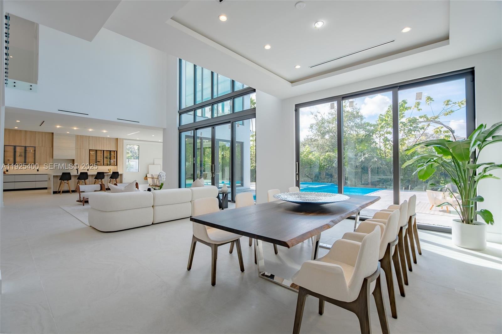 Pinecrest, Florida, 33156, United States, 6 Bedrooms Bedrooms, ,8 BathroomsBathrooms,Residential,For Sale,2003369