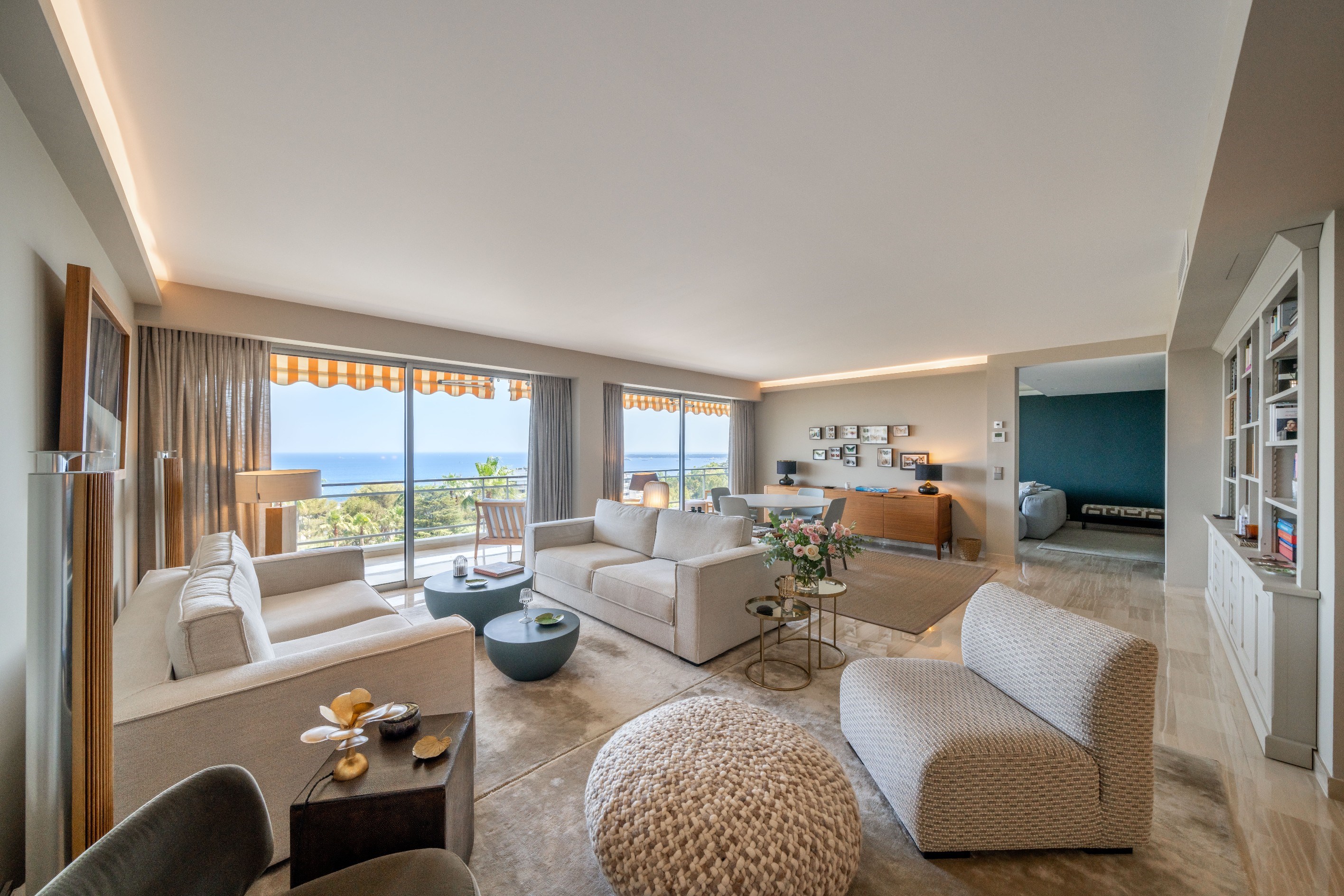  Panoramic Mediterranean views from a 150 sq m apartment near Cannes - 物件實景