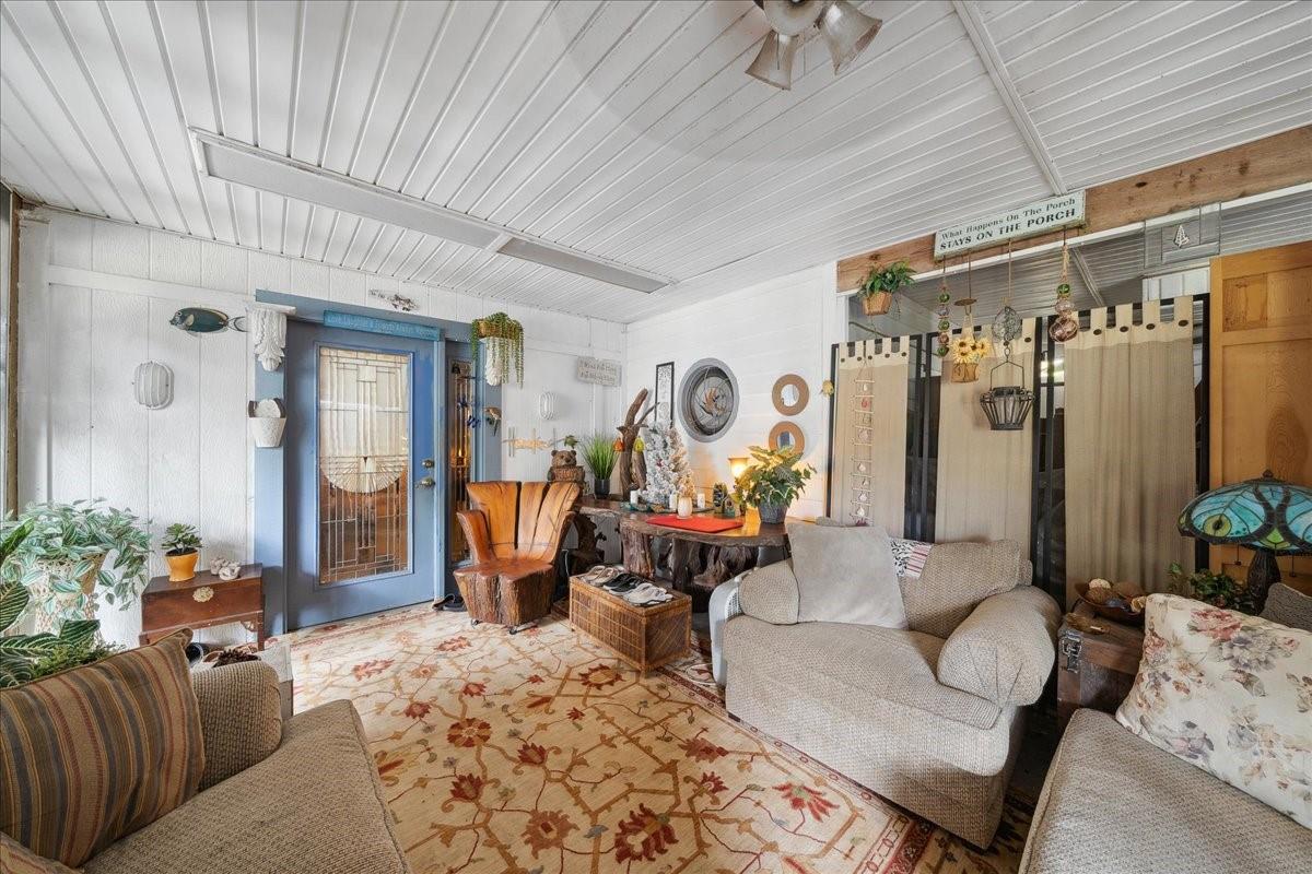 Sebastian, Florida, 32958, United States, 5 Bedrooms Bedrooms, ,3 BathroomsBathrooms,Residential,For Sale,1867275