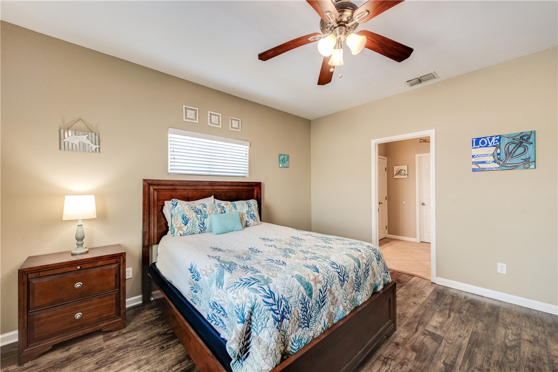Port Aransas, Texas, 78373, United States, 4 Bedrooms Bedrooms, ,3 BathroomsBathrooms,Residential,For Sale,1829180
