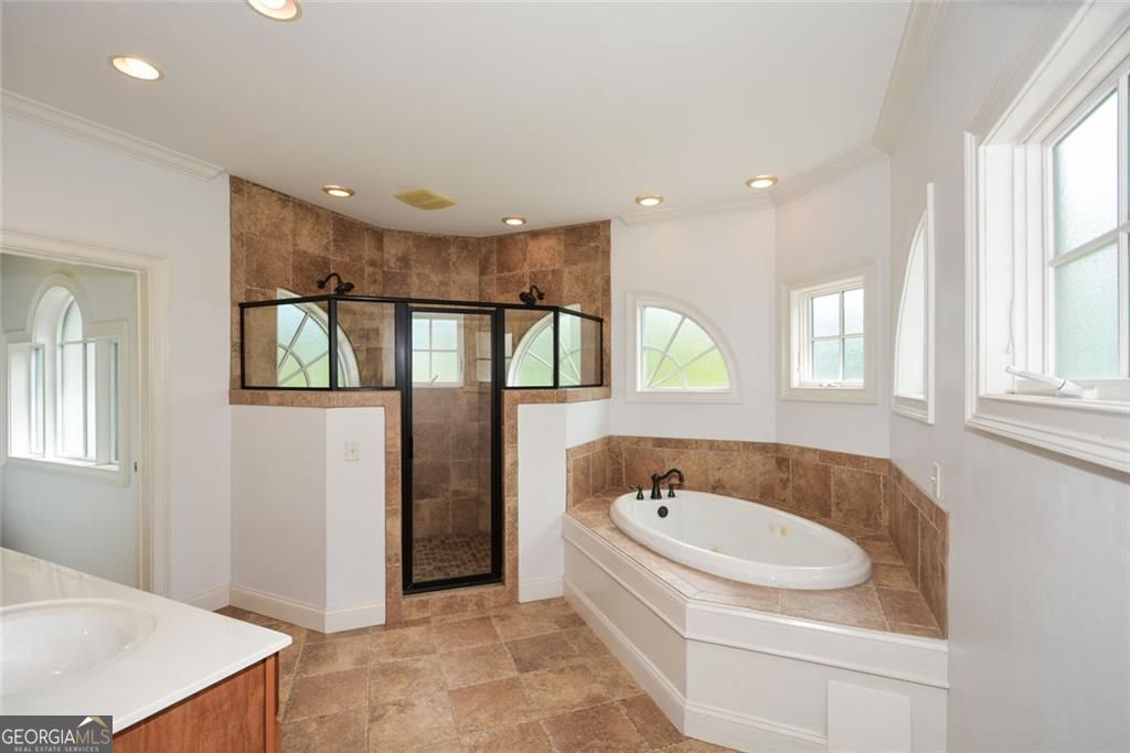 Dallas, Georgia, 30132, United States, 4 Bedrooms Bedrooms, ,5 BathroomsBathrooms,Residential,For Sale,1914851
