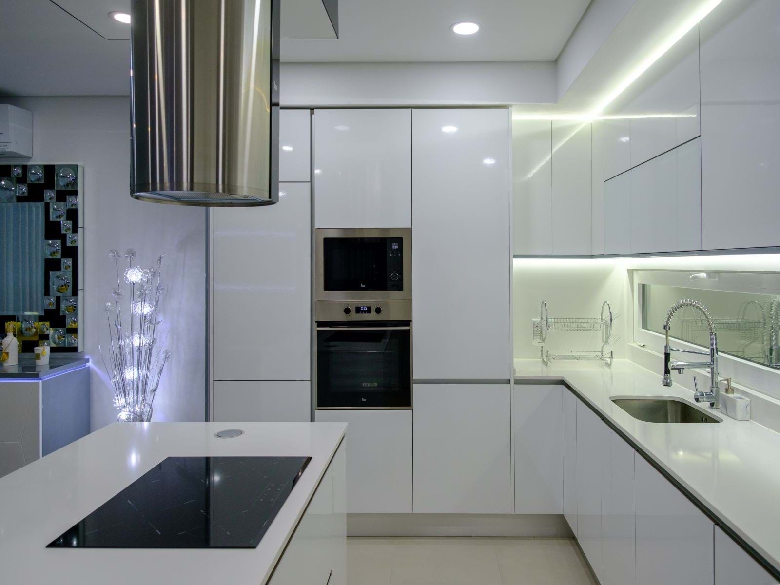 Almada, Setúbal, 2820-043, PT, 4 Bedrooms Bedrooms, ,3 BathroomsBathrooms,Residential,For Sale,1699947