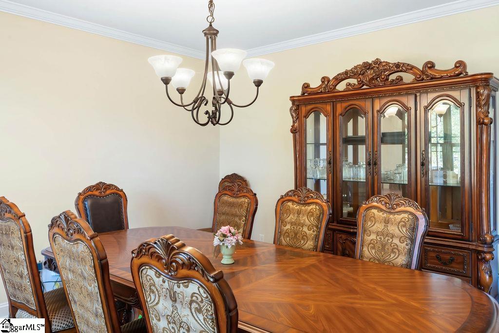 Travelers Rest, South Carolina, 29690, United States, 5 Bedrooms Bedrooms, ,3 BathroomsBathrooms,Residential,For Sale,1986056