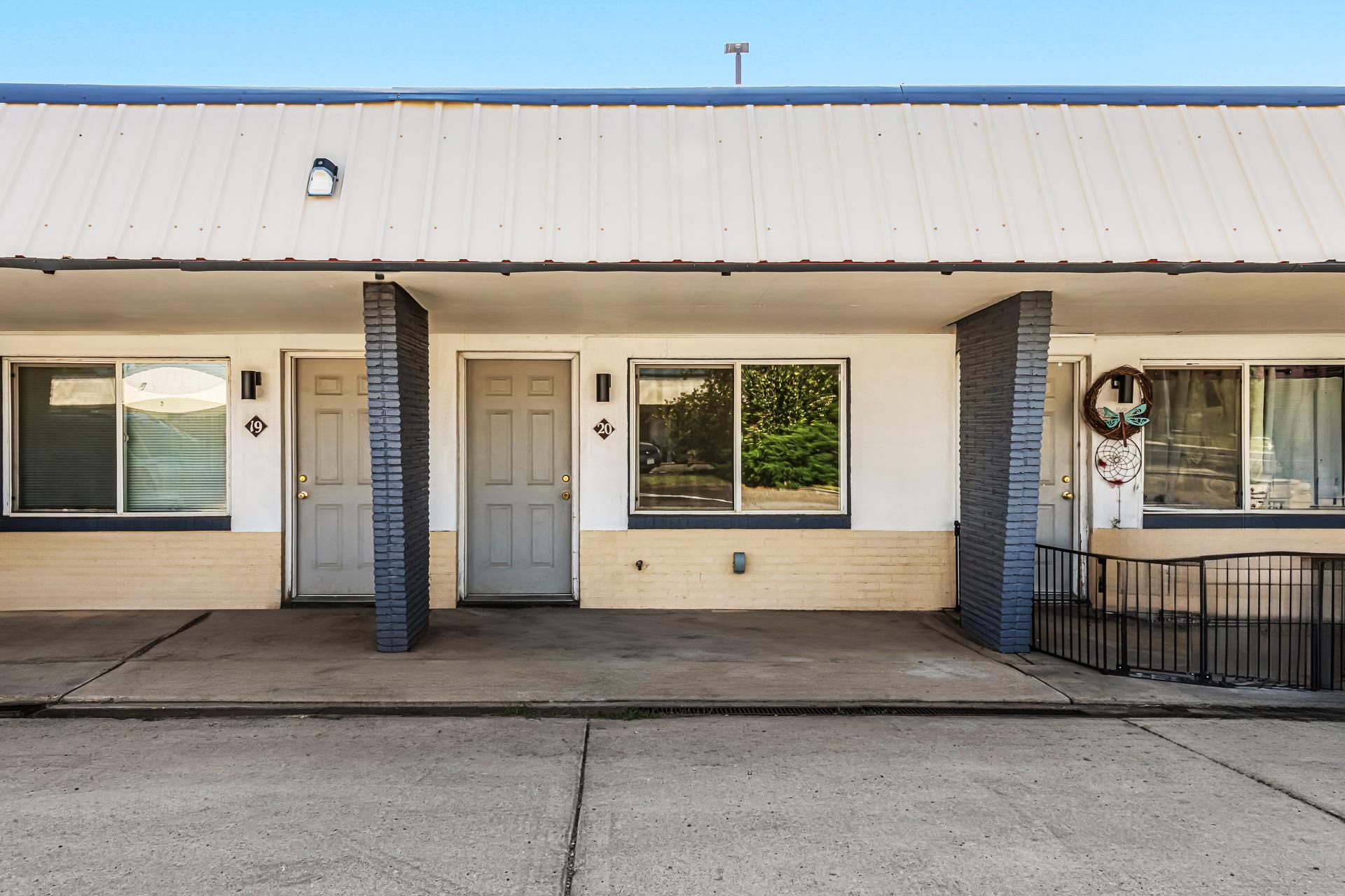 Grand Junction, Colorado, 81501, United States, 24 Bedrooms Bedrooms, ,23 BathroomsBathrooms,Residential,For Sale,1981907