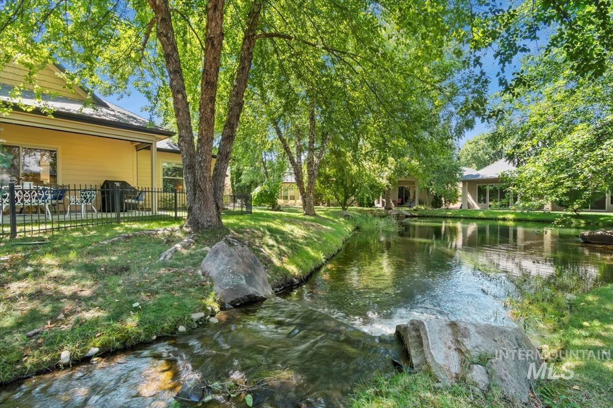Eagle, Idaho, 83616-7135, United States, 4 Bedrooms Bedrooms, ,Residential,For Sale,1925898