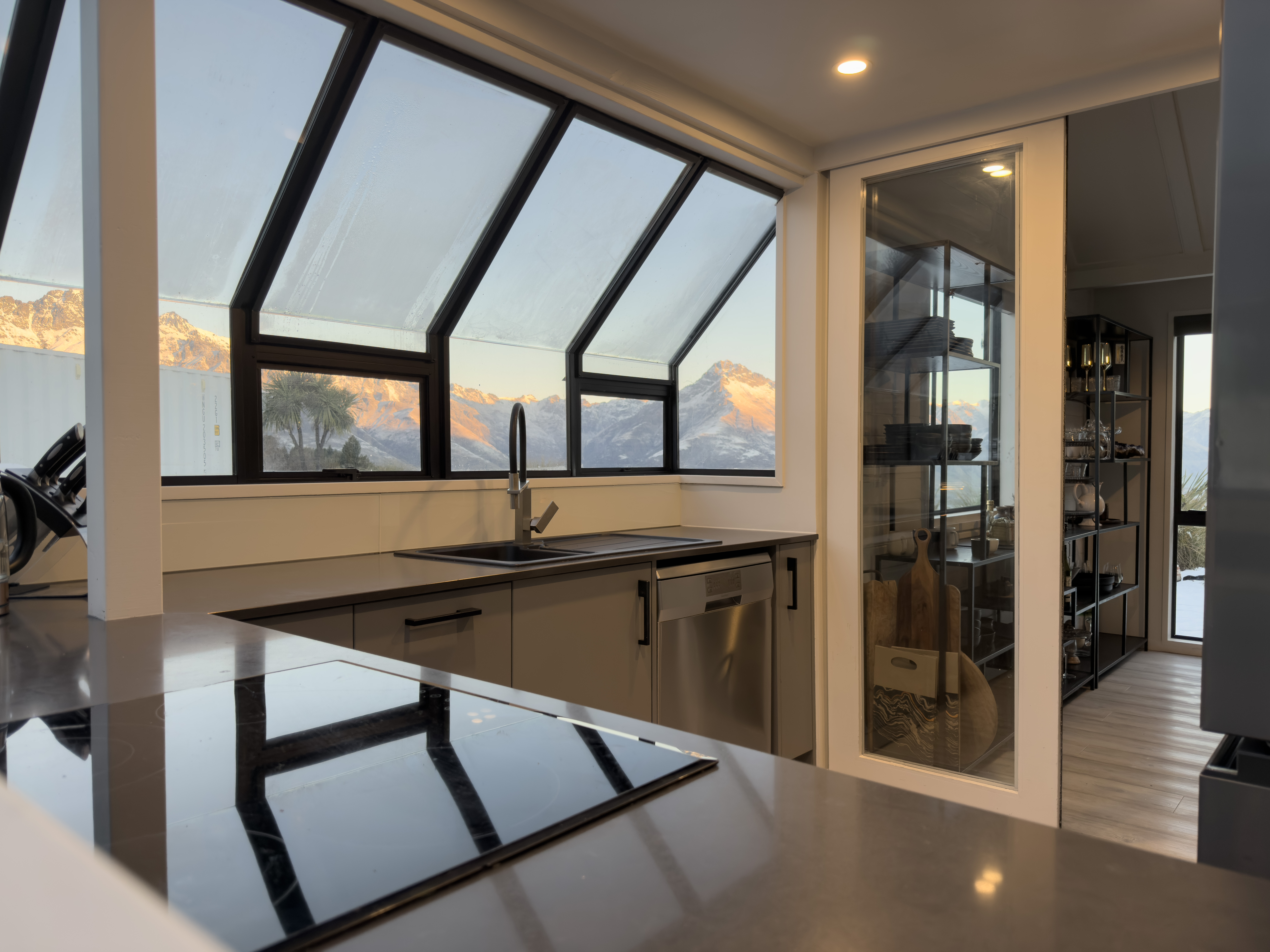  Alpine Charm With Extraordinary Possibilities - 物件實景